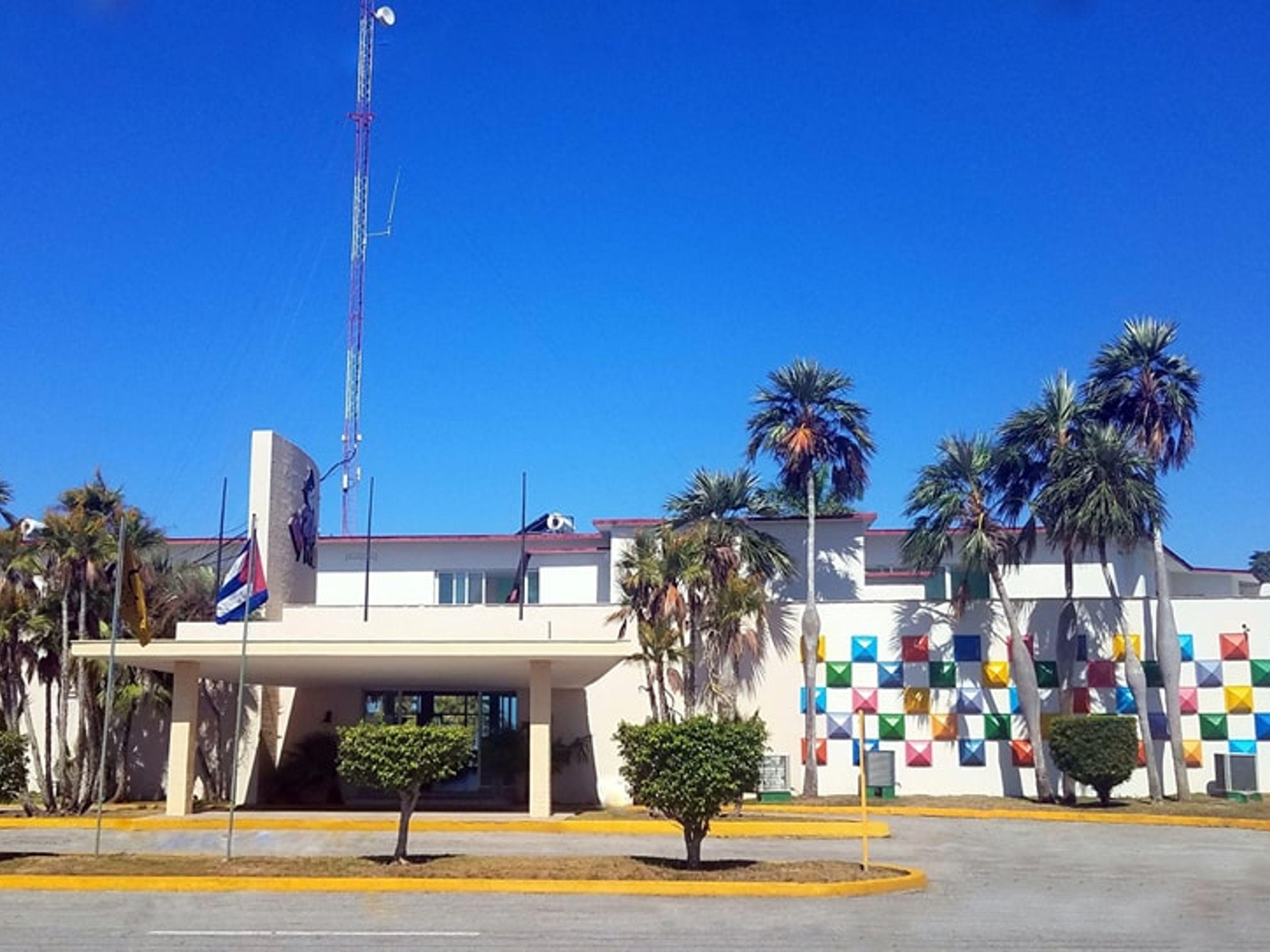 “ISLA DE LA JUVENTUD, AN ISLAND PARADISE TO THE SOUTH OF CUBA BY PLANE” Tour. El Colony hotel panoramic view, Isla de la Juventud, Cuba.