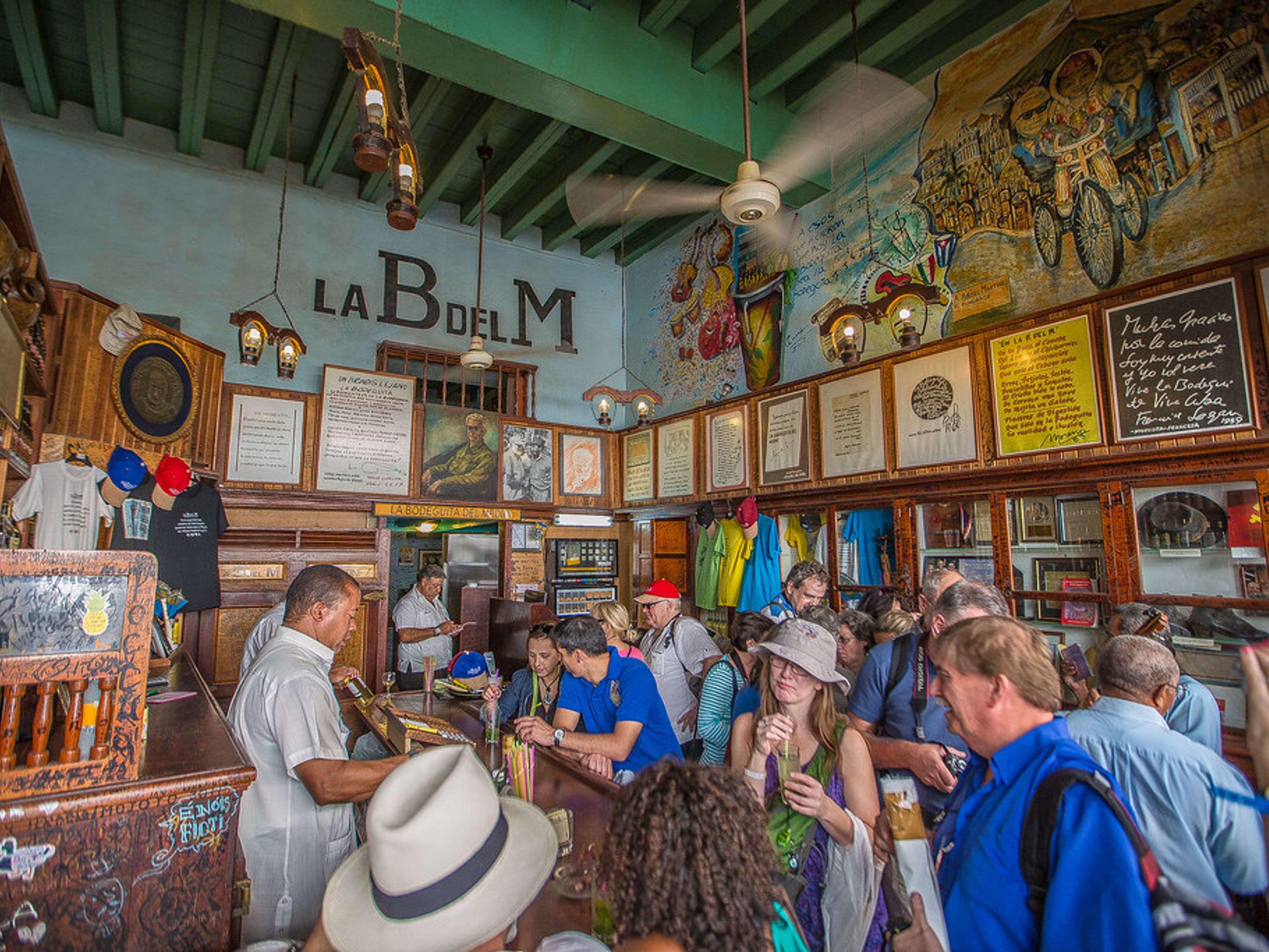"Ароматы моей Гаваны", Pесторан La Bodeguita del Medio.. La Bodeguita del Medio Bar Restaurant, Old Havana, Havana, Cuba.