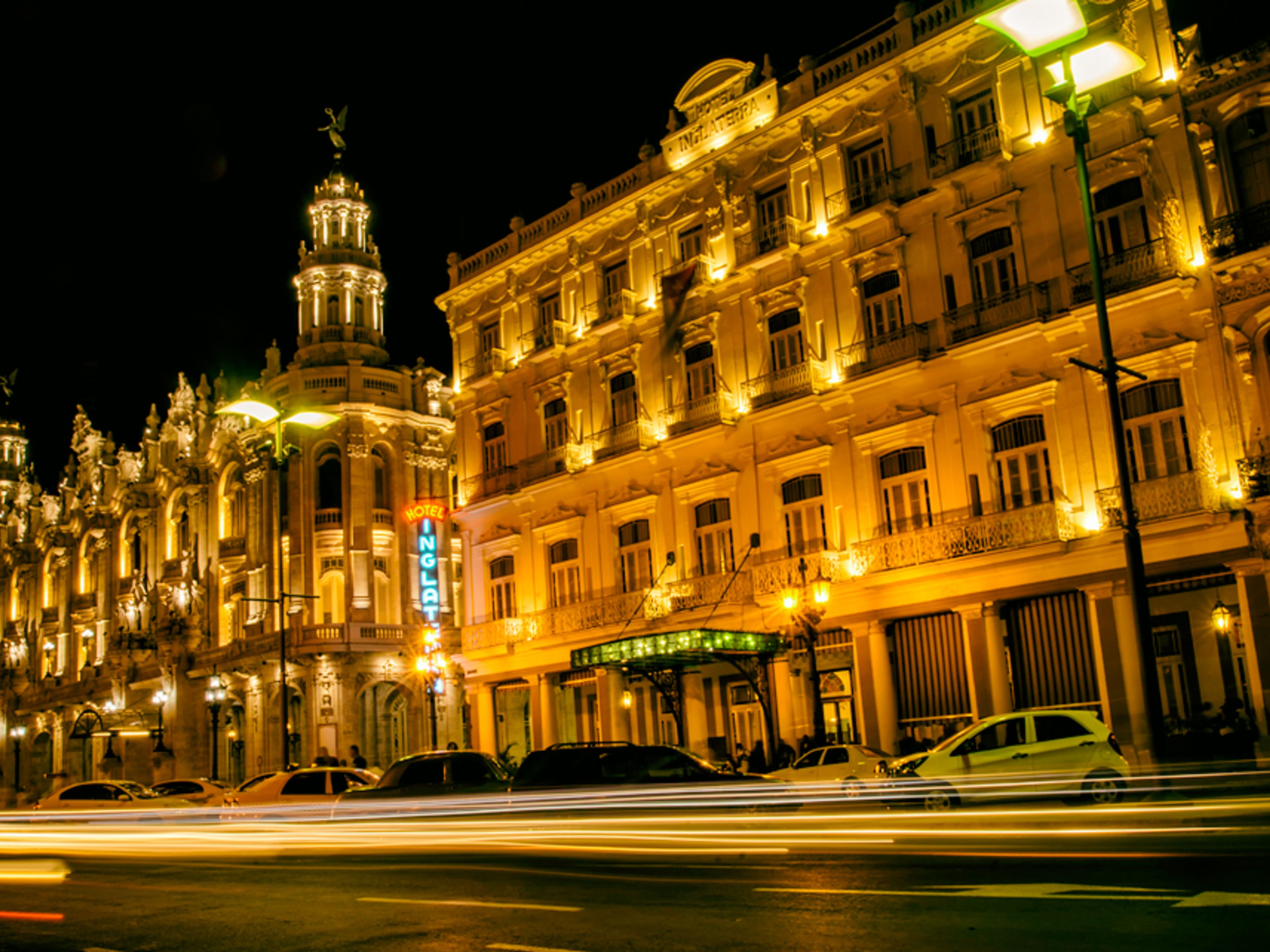 Visite "Siècles de lumière". Alicia Alonso Theater and Inglaterra hotel, “Centuries of lights” tour