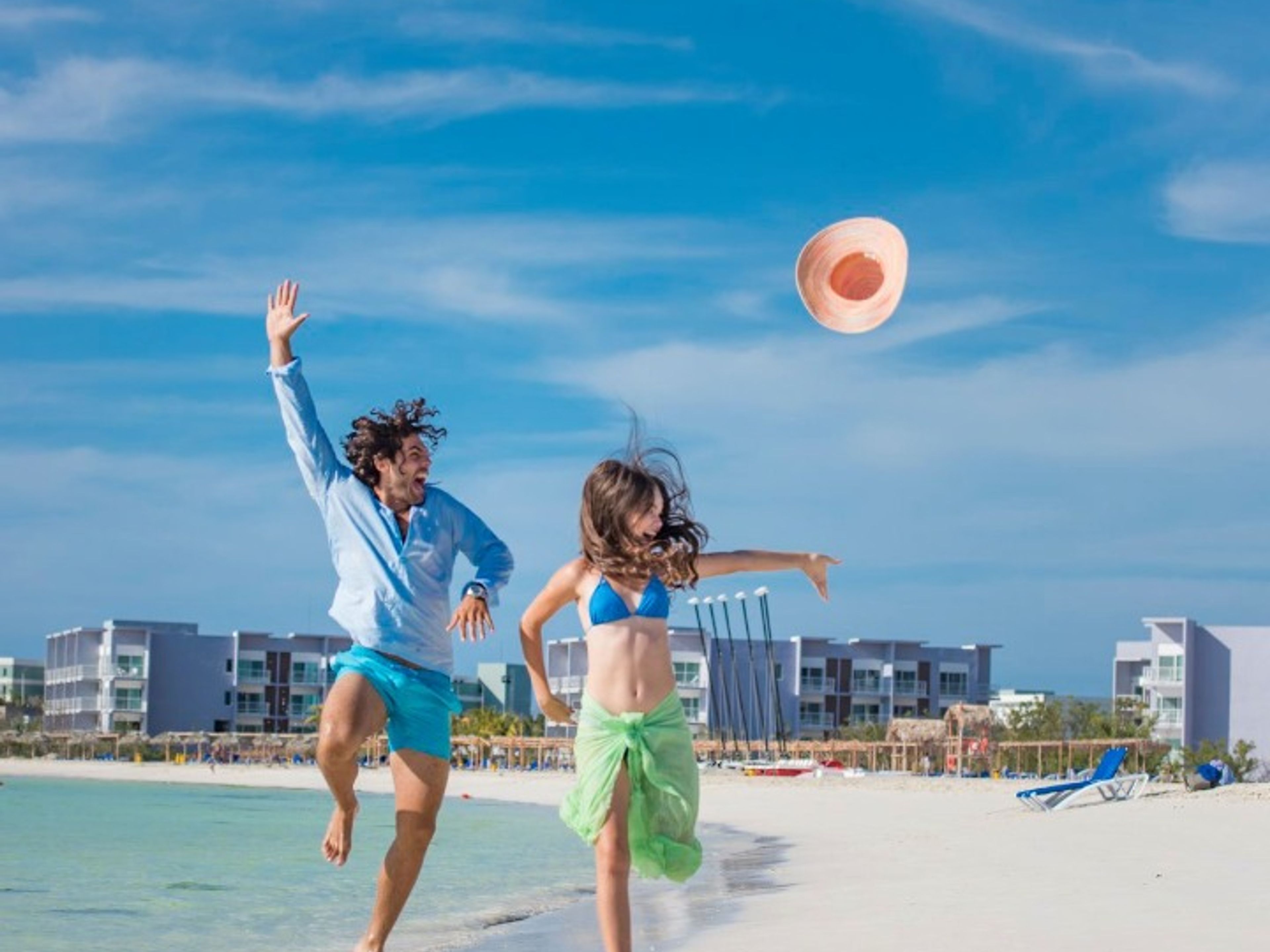 Air Ticket "CAYO LAS BRUJAS AIRPORT (BWW) - JOSÉ MARTÍ AIRPORT, HAVANA (HAV)". Cayo Santa Maria beach panoramic view, Villa Clara, Cuba.