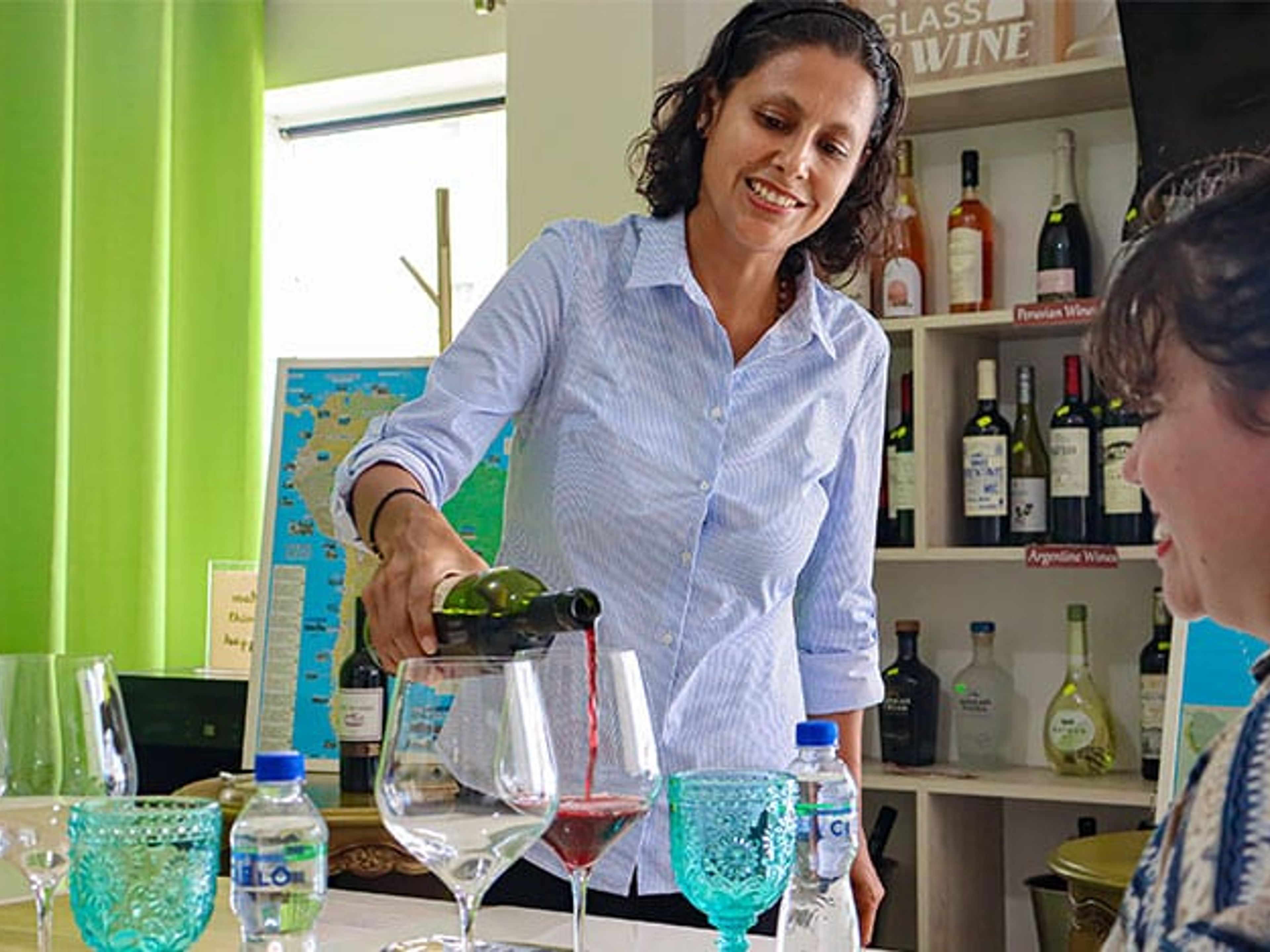 Excursão “Vinhos Locais”. Local Wine Tour in Lima, Peru