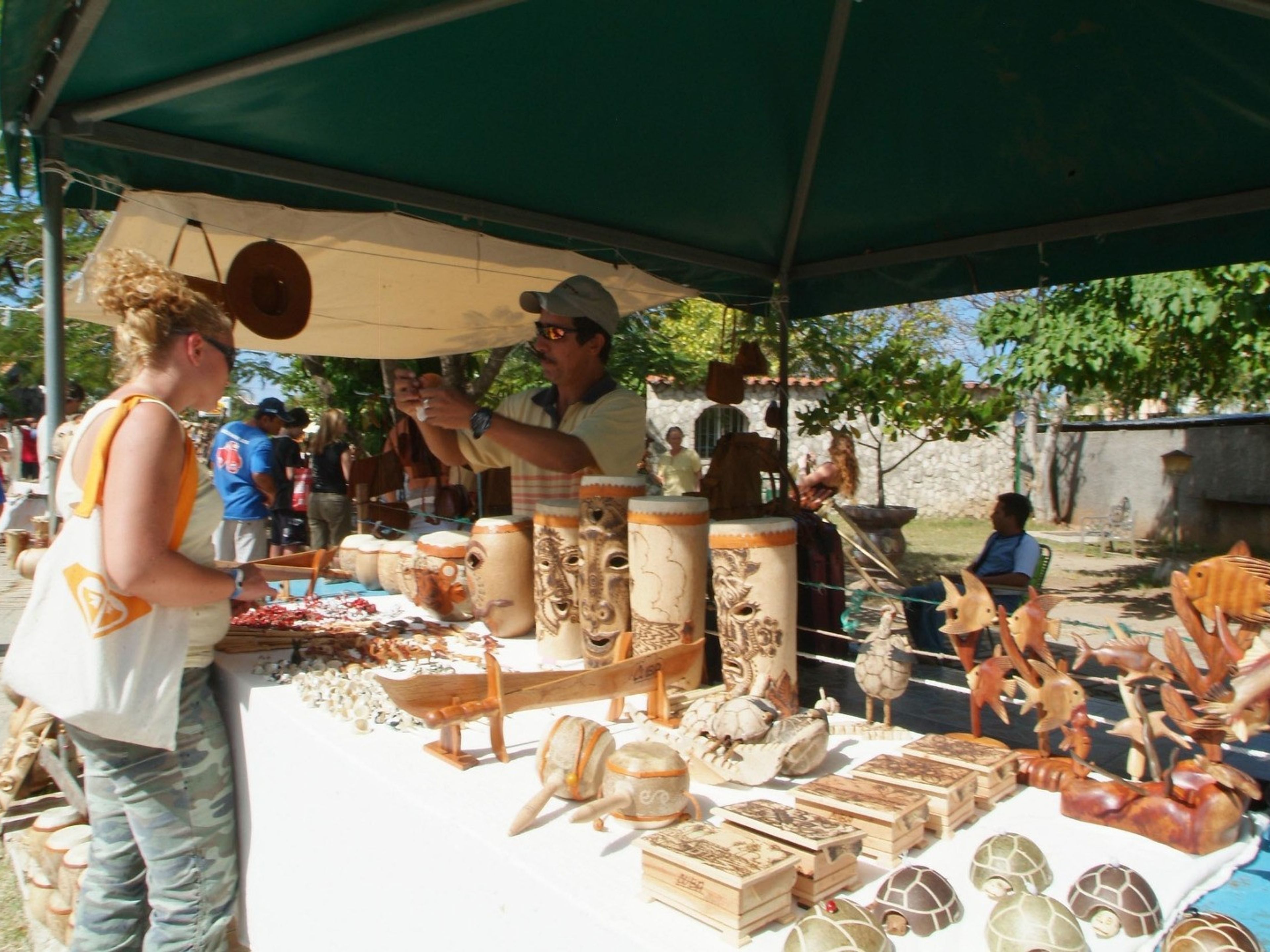 "CAMPIÑA TAINA" Tour. Guardalavaca craft market with variety of souvenirs