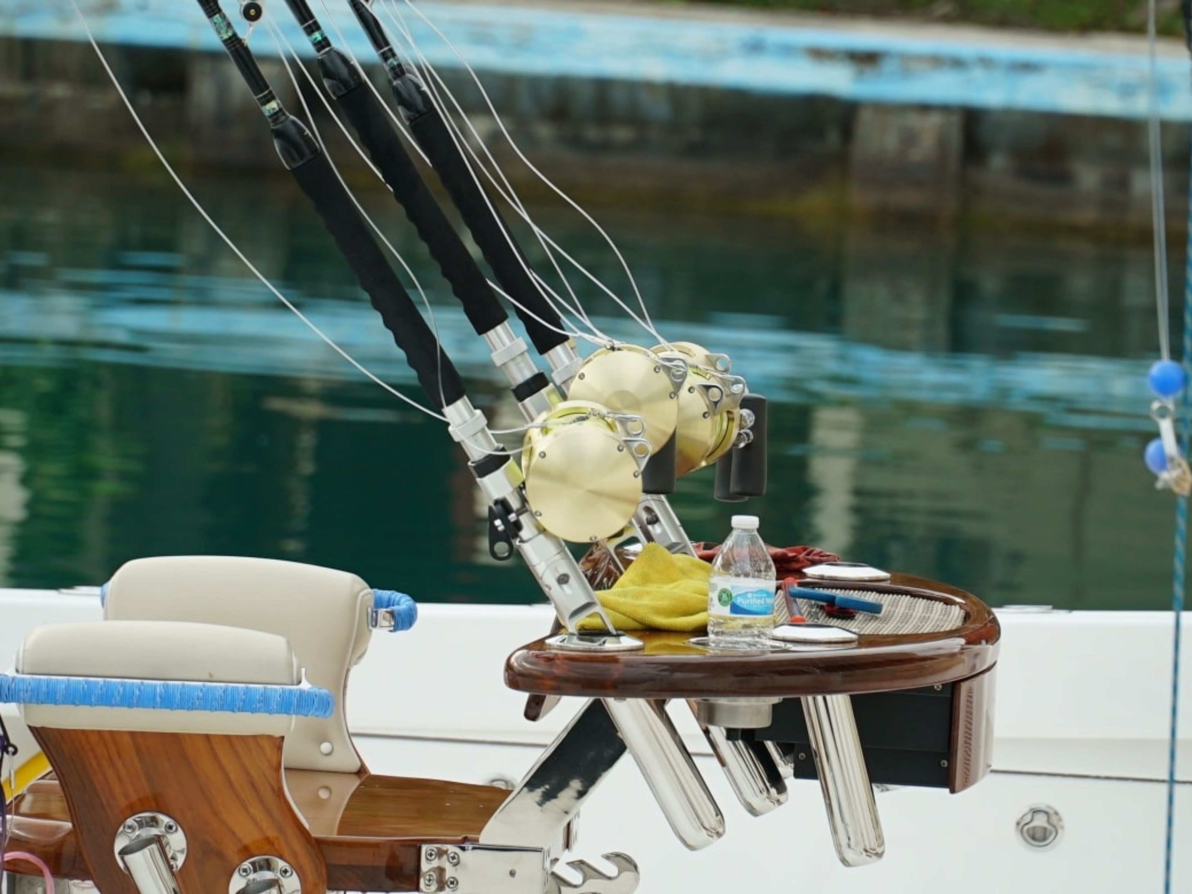 Тур "СПОРТИВНАЯ РЫБАЛКА ПО ПОЗИЦИЯМ" (ПОЛОВИНА ДНЯ). “SPORT FISHING BY POSITION” Tour (HALF DAY), Guardalavaca beach, Holguín, Cuba.