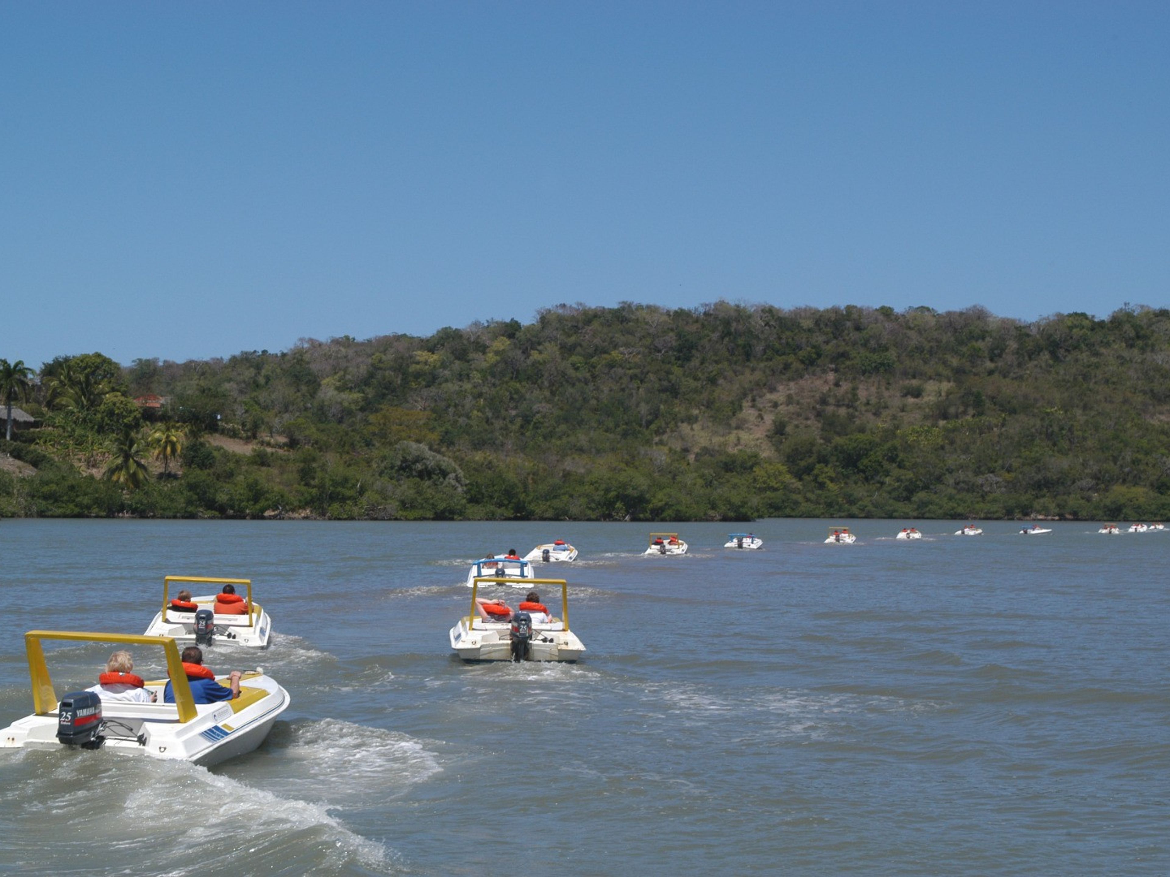 "BOOTSABENTEUER IN PLAYA GUARDALAVACA"  Tour. Boat adventure tour, Guardalavaca beach, Holguín