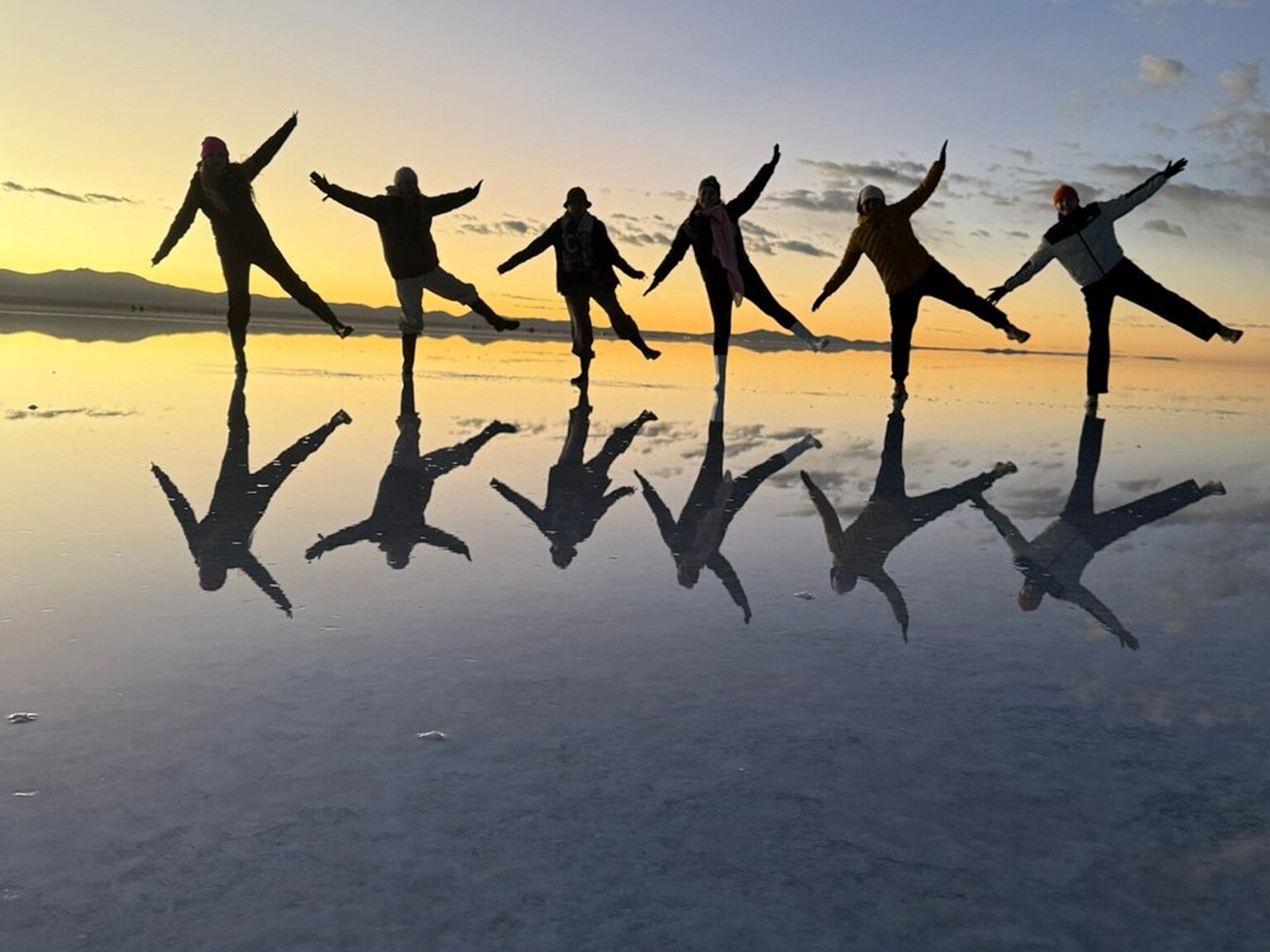 "UYUNI SALT FLATS EXPEDITION (4 DAYS / 3 NIGHTS)" Tour. "UYUNI SALT FLATS EXPEDITION (4 DAYS / 3 NIGHTS)" Tour, San Pedro de Atacama, Chile. 