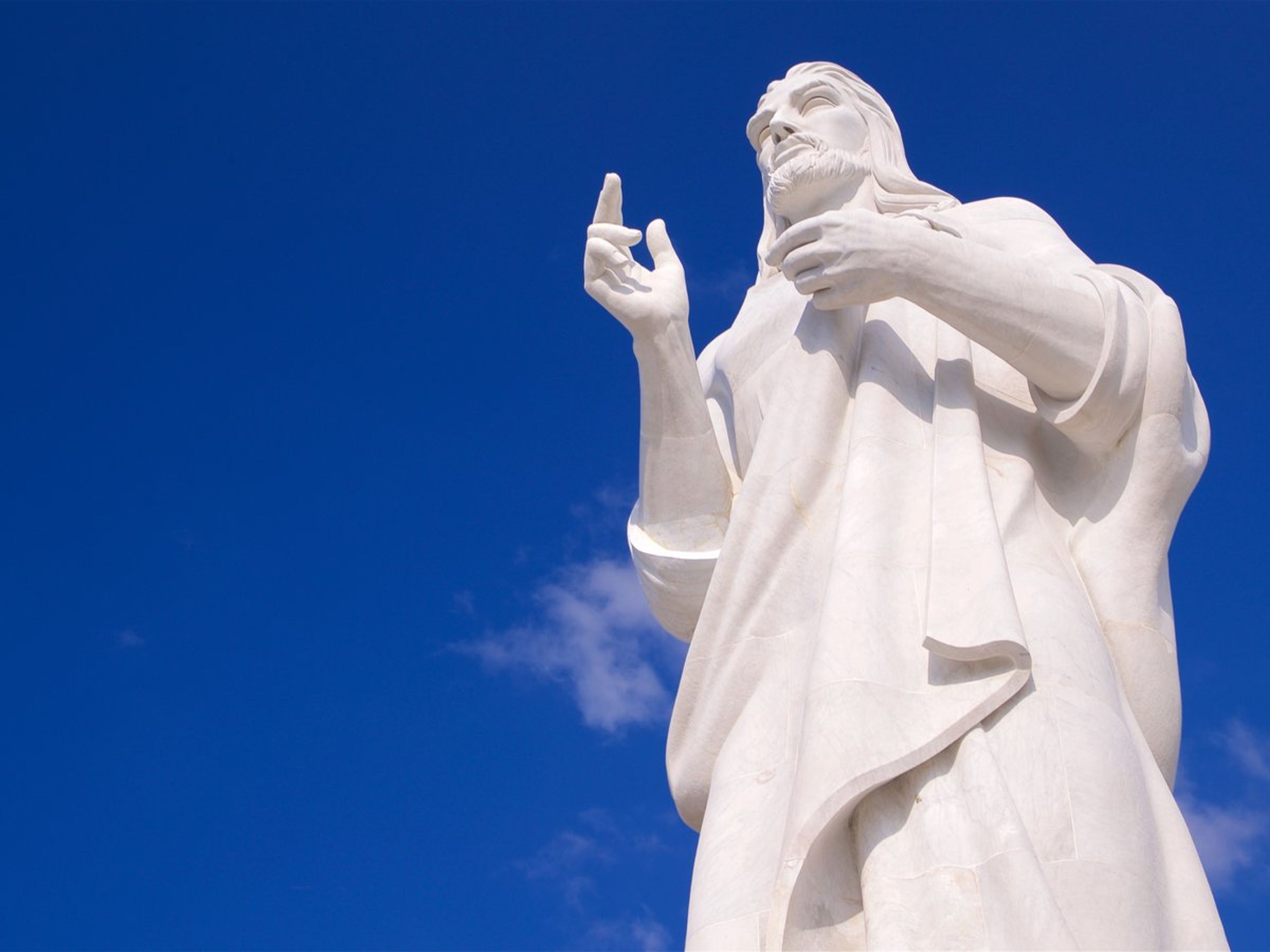 “ZU HAVANA - VIÑALES - SOROA - LAS TERRAZAS“ Tour (3 Tage / 2 Nächte). El Cristo monument panoramic view, Havana, Cuba.