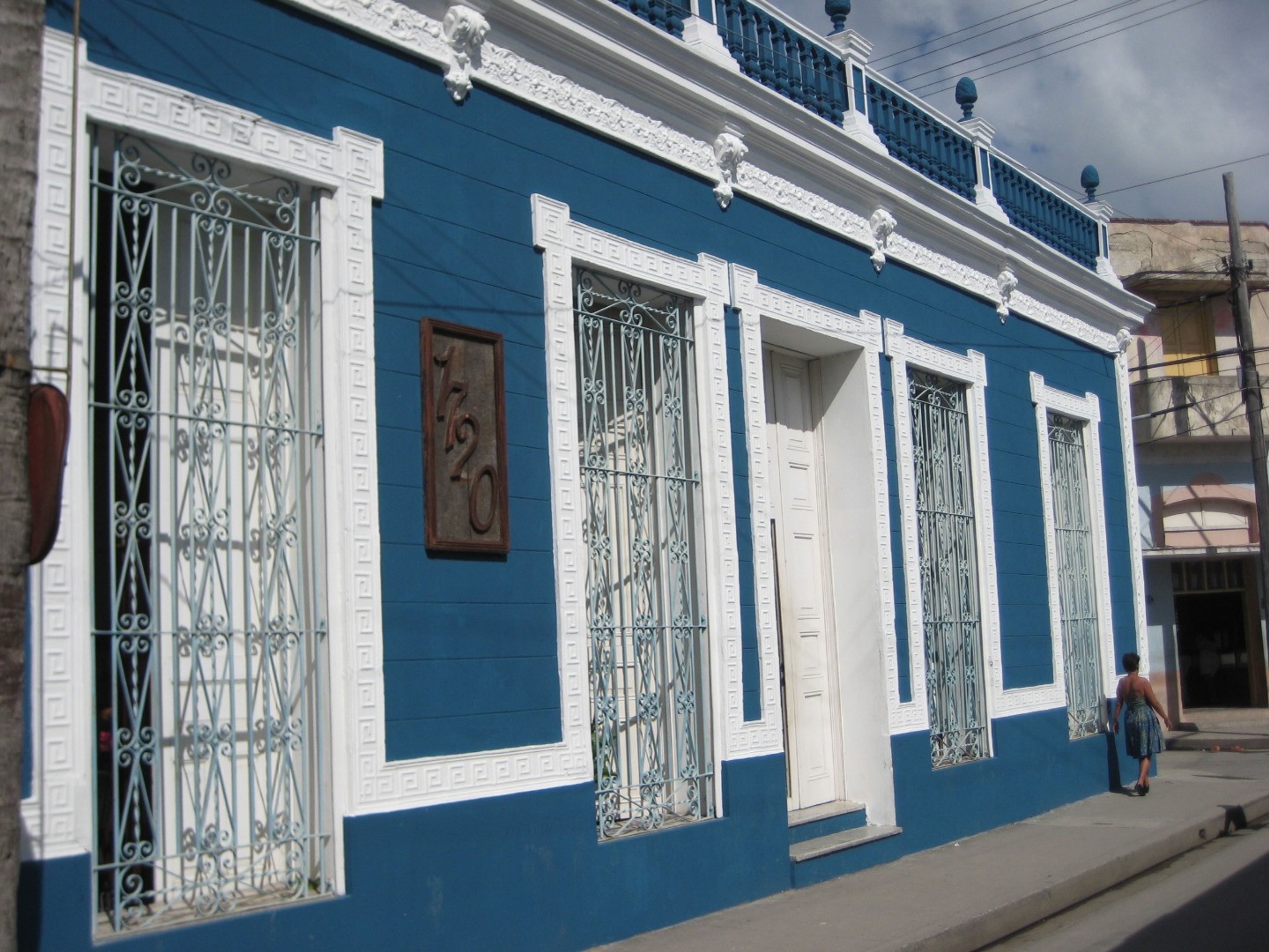 Tour "BAR'S TOUR". Bar-Restaurant 1720, Holguín city