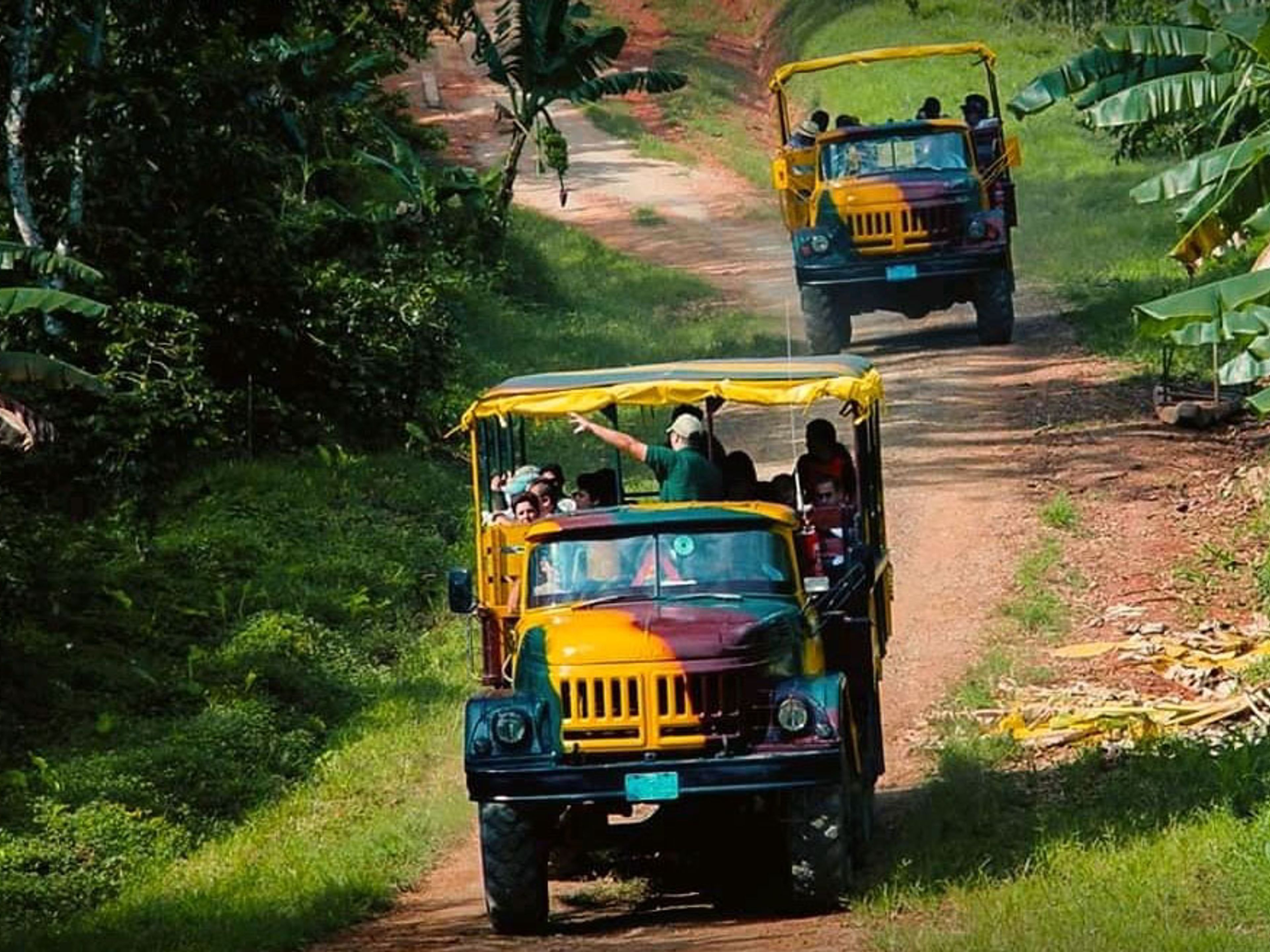 Excursão com pernoita “SANTA CLARA - CIENFUEGOS - TRINIDAD - TOPES DE COLLANTES”