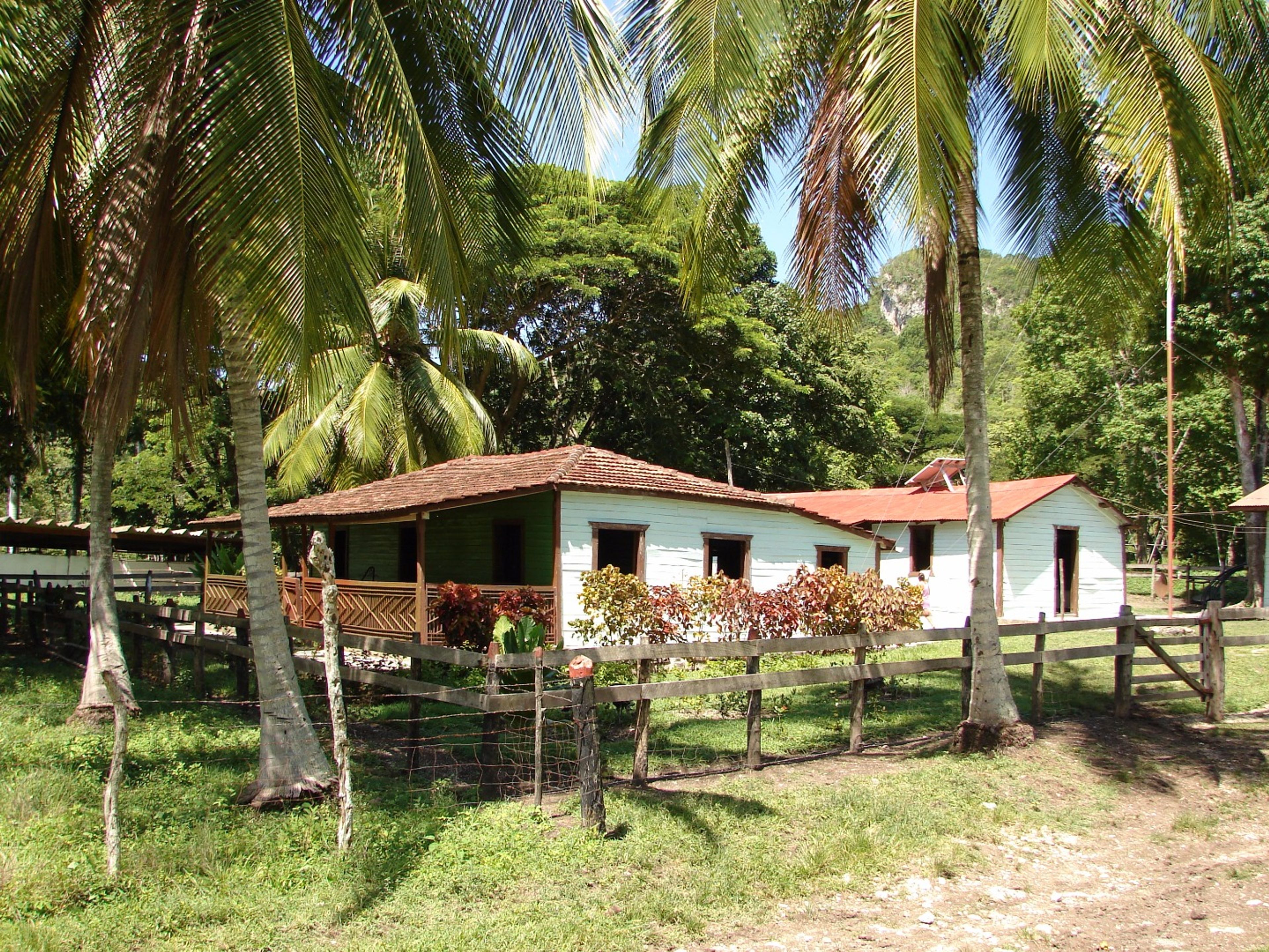 Excursión "FINCA LA BELÉN, SIERRA DE NAJASA". Tour to La Belén Ranch, Camagüey