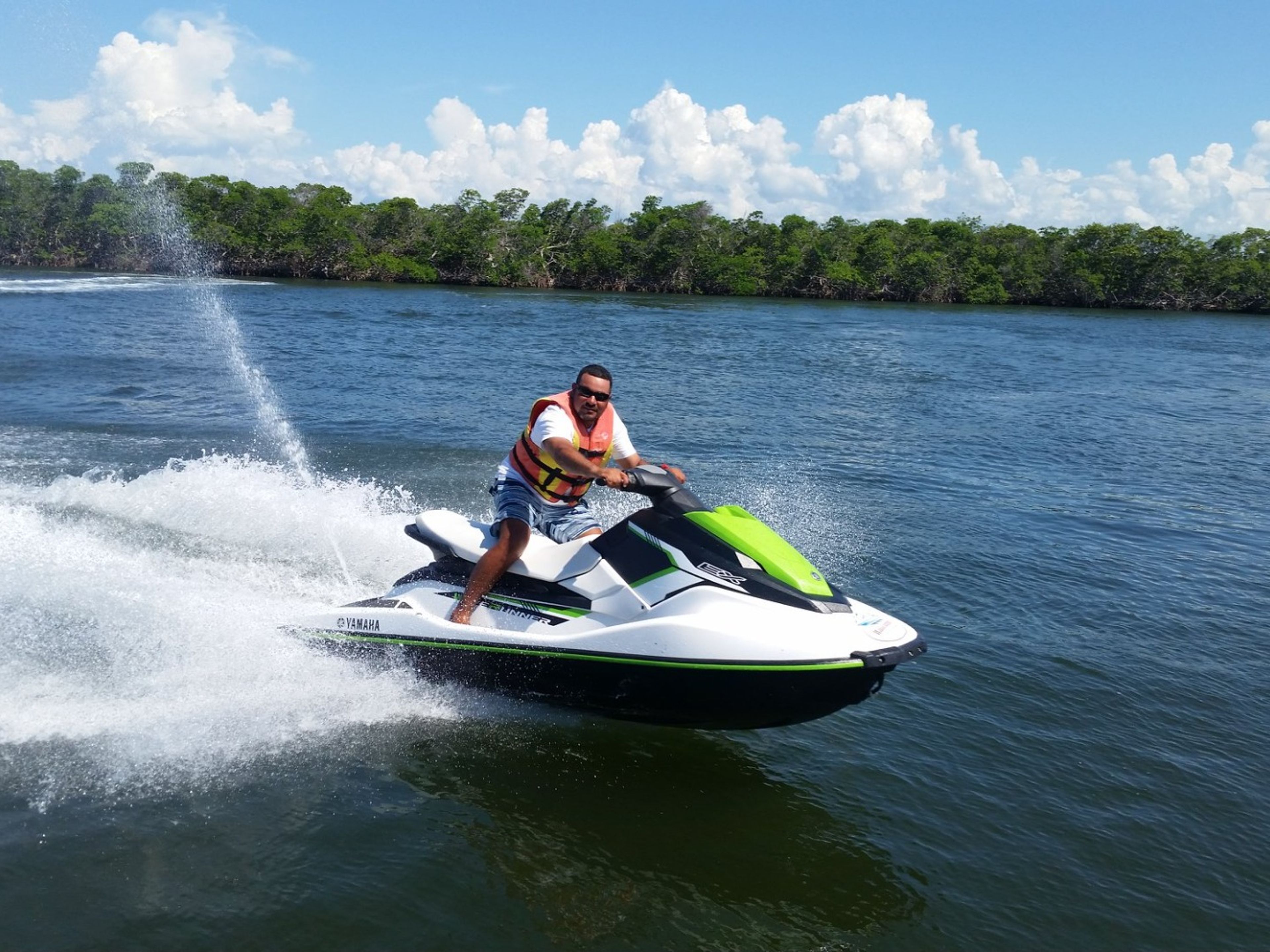 Excursión “SUPERBOAT ADVENTURE EN VARADERO” (Jet Ski)
