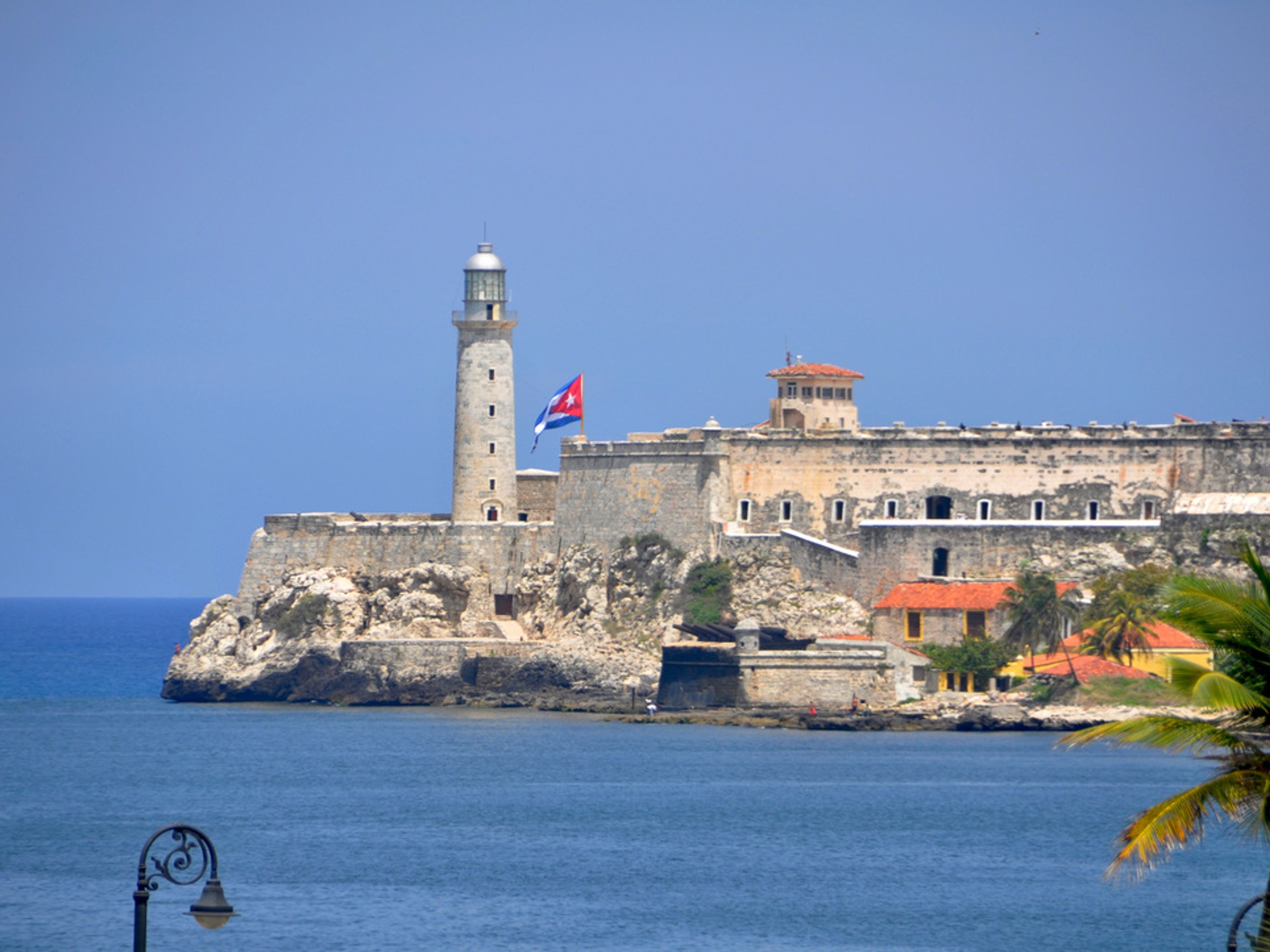 Tour "HAVANA OVERNIGHT". Castillo de los Tres Reyes del Morro and Habana's bay entrance panoramic view, "Havana Overnight" Tour
