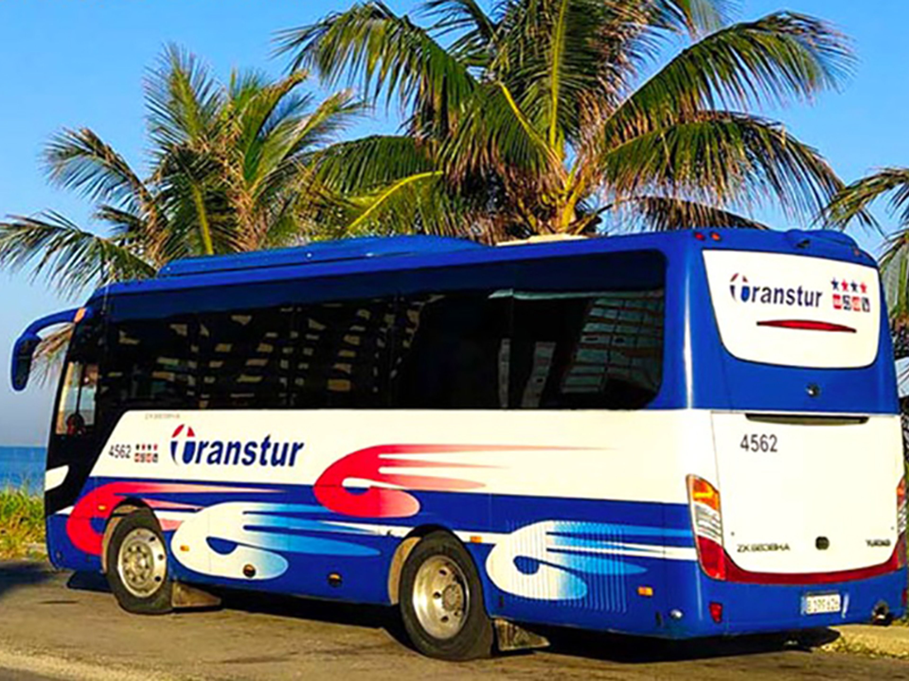 Serviço de Transferência "SHUTTLE AEROPORTO INTERNACIONAL JOSÉ MARTÍ, HAVANA (TERMINAL 3) - PLAYA".. Transfer Service "SHUTTLE JOSÉ MARTÍ INTERNATIONAL AIRPORT, HAVANA - PLAYA".