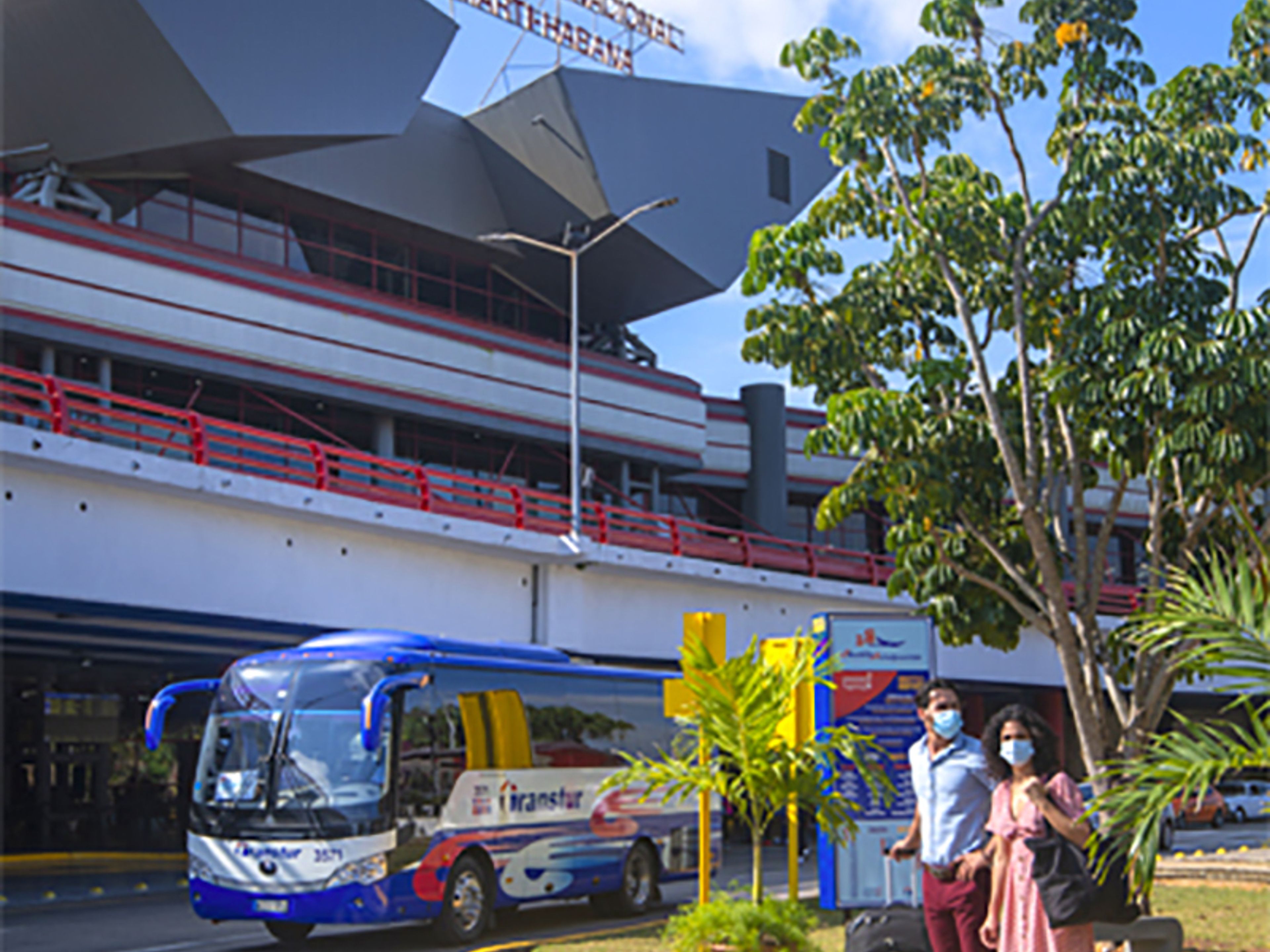 Serviço de Transferência "SHUTTLE AEROPORTO INTERNACIONAL JOSÉ MARTÍ, HAVANA (TERMINAL 3) - PLAYA".. Transfer Service "SHUTTLE JOSÉ MARTÍ INTERNATIONAL AIRPORT, HAVANA - PLAYA".