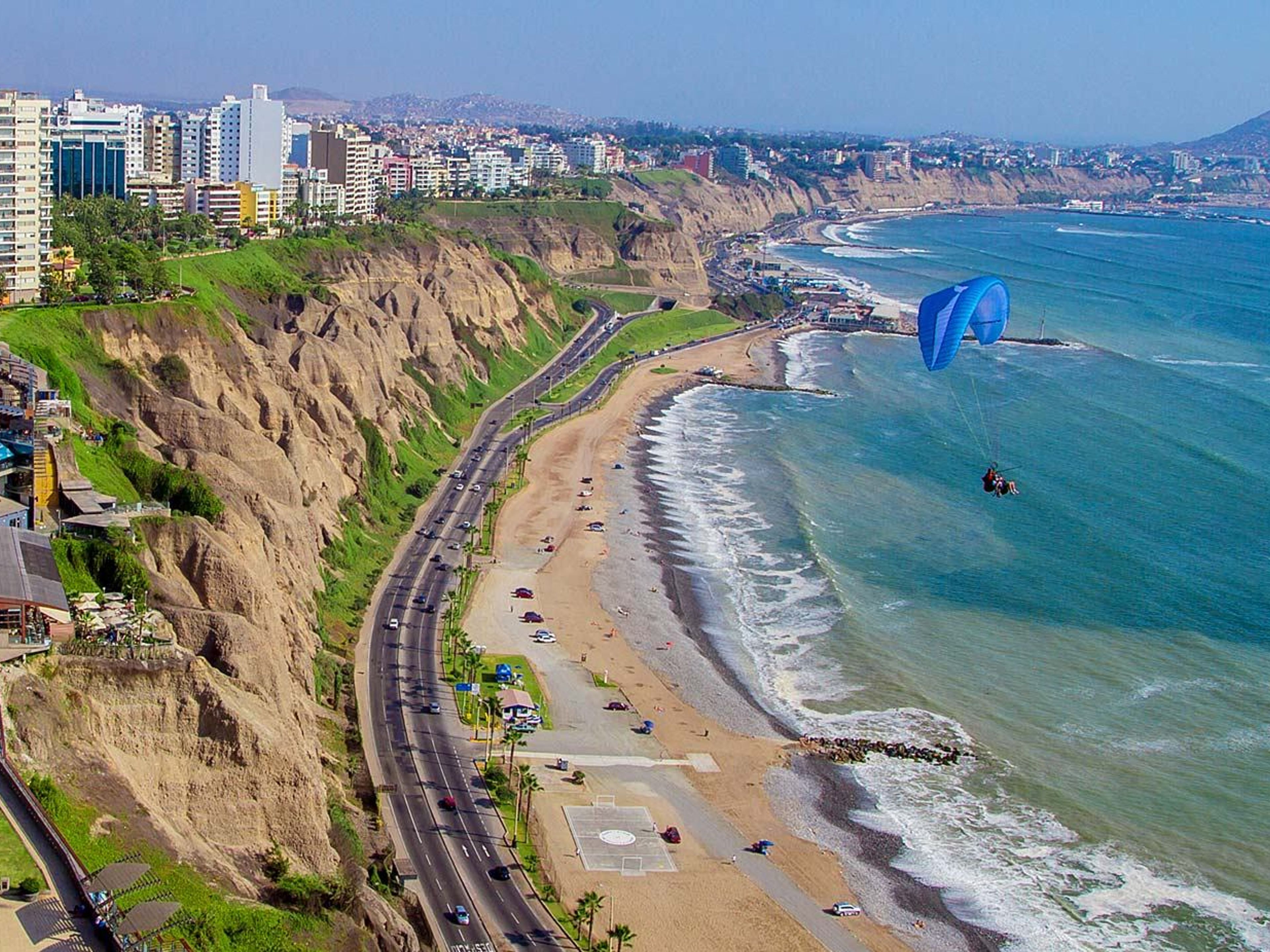 ЦВЕТА И ВКУСЫ ЛИМЫ, ЕДА И ХУДОЖЕСТВЕННЫЙ ТУР. THE LIMA'S COLORS & FLAVORS TOUR, PERU