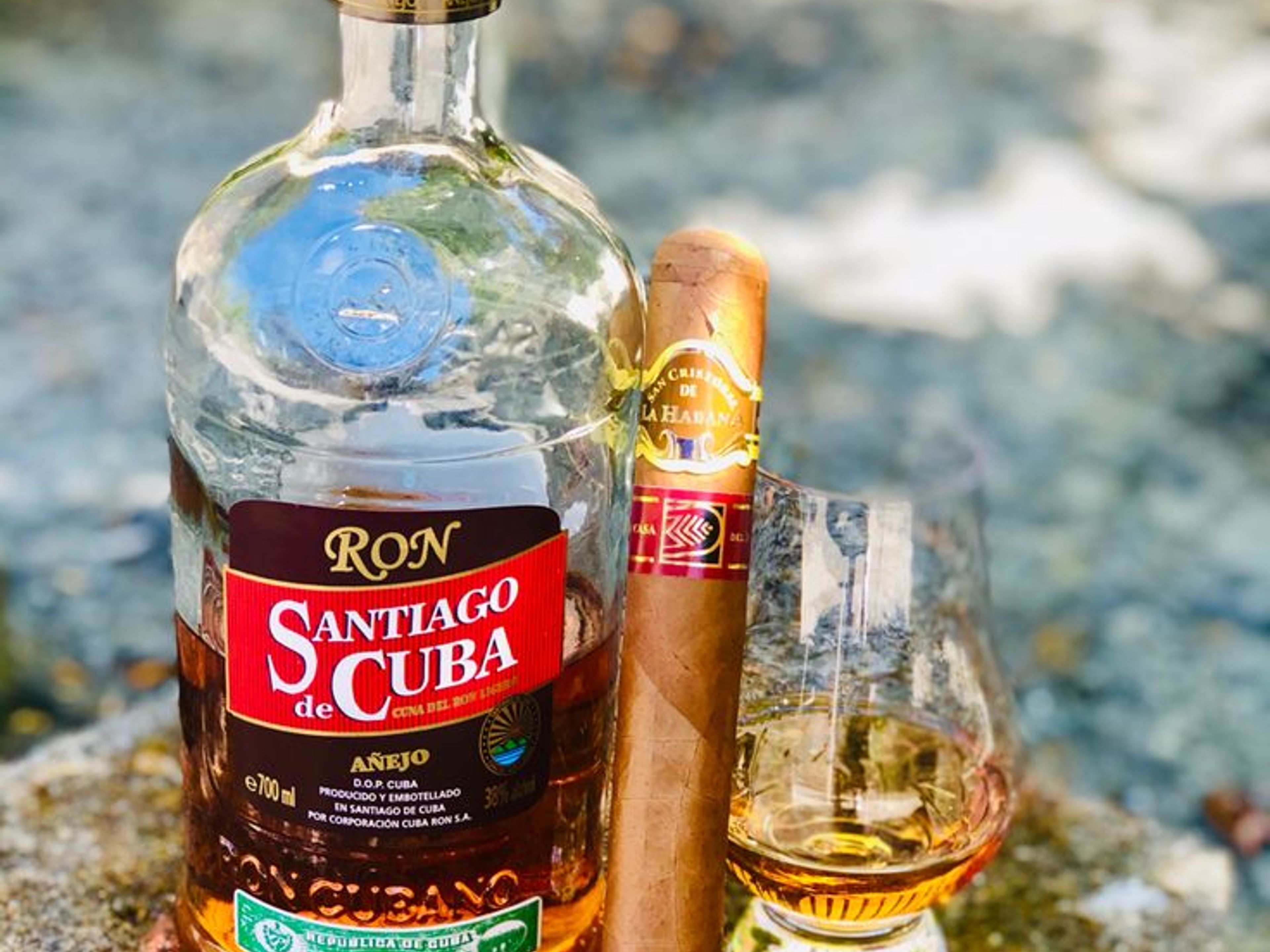 Tур "СОЧЕТАНИЕ РОМ САНТИАГО, СИГАРЫ HABANO И КОФЕ". "SANTIAGO RUM, HABANO CIGAR AND COFFEE PAIRING" Tour, Santiago de Cuba, Cuba.