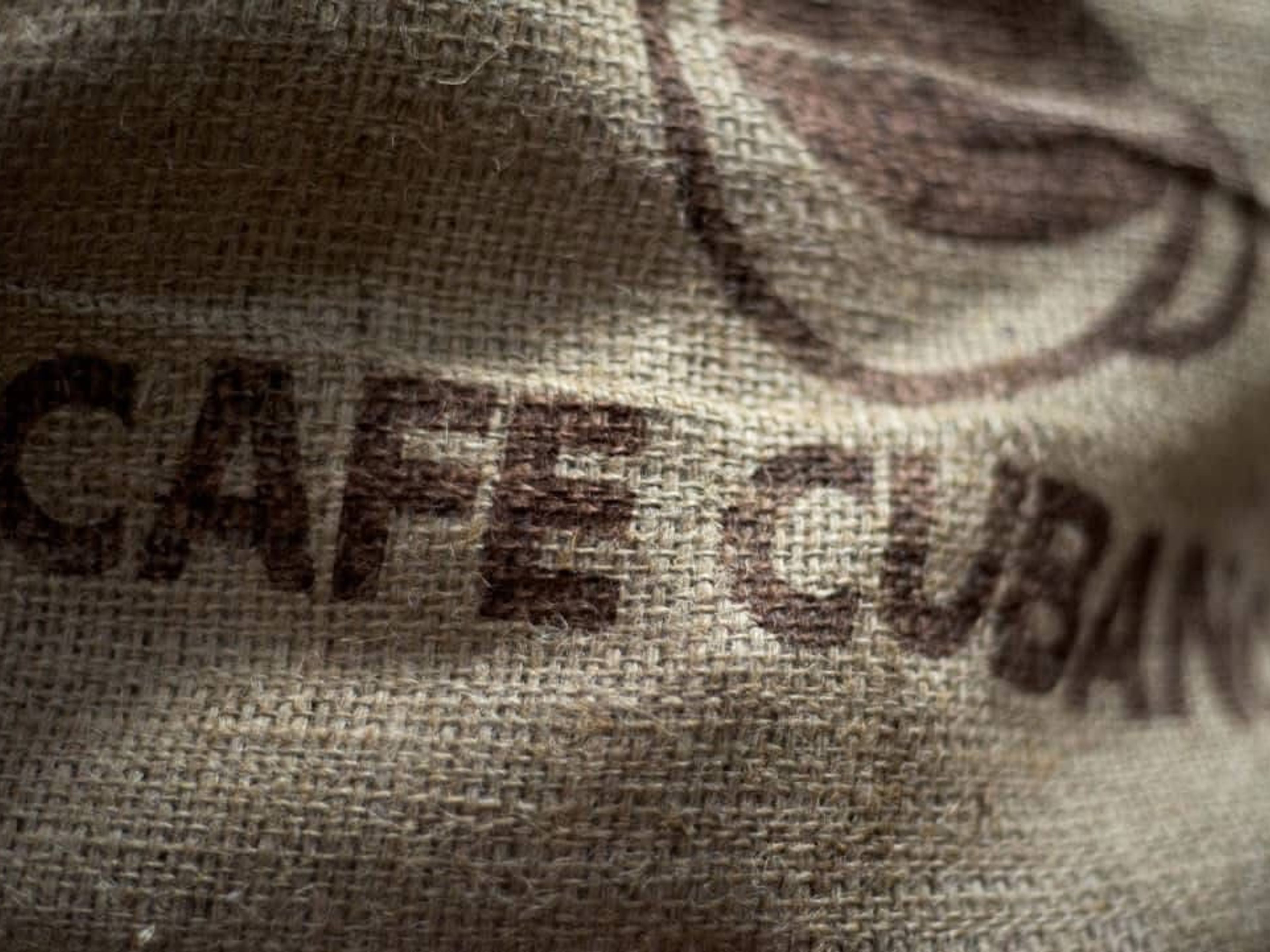 Tур "СОЧЕТАНИЕ РОМ САНТИАГО, СИГАРЫ HABANO И КОФЕ". "SANTIAGO RUM, HABANO CIGAR AND COFFEE PAIRING" Tour, Santiago de Cuba, Cuba.