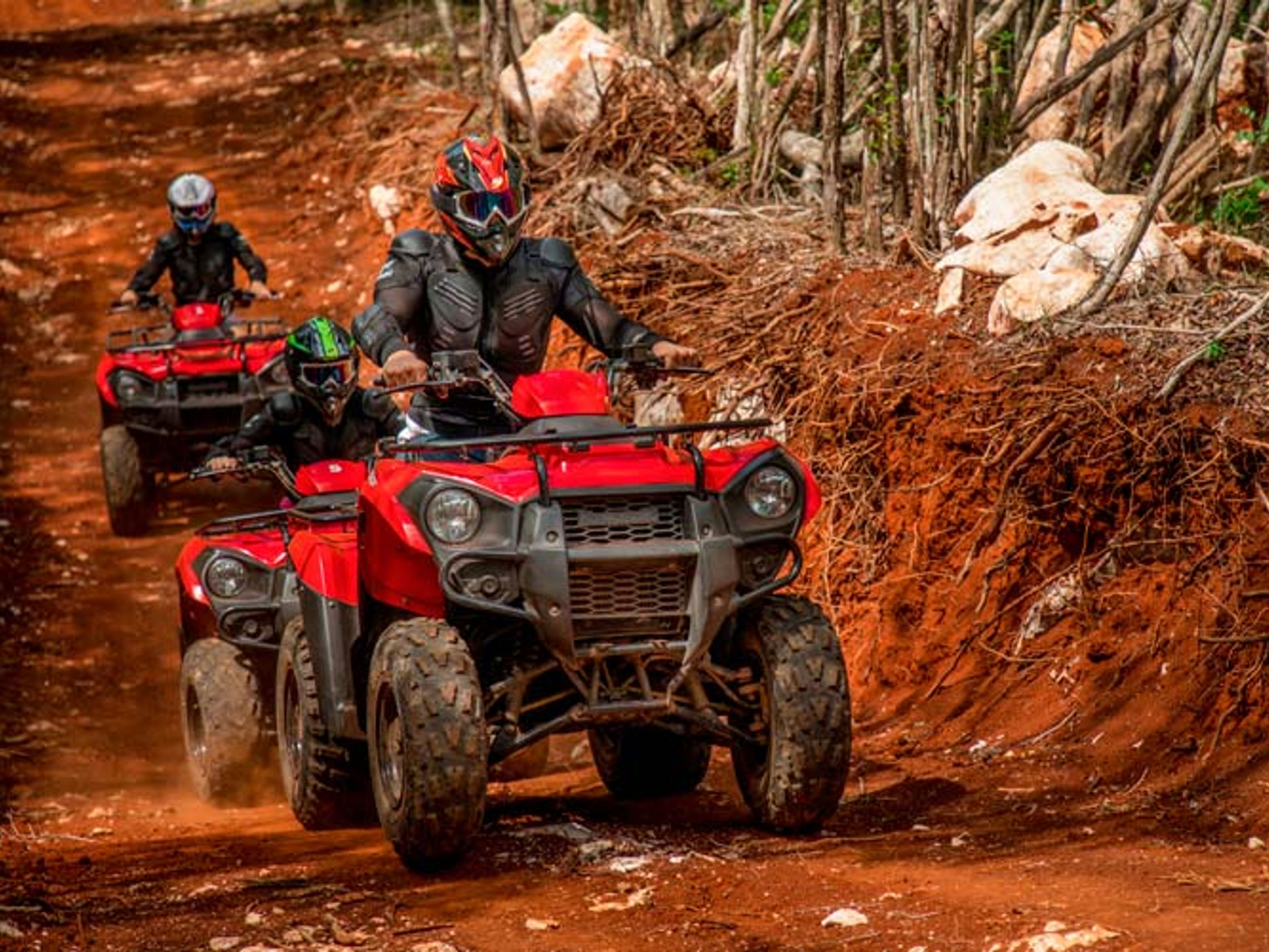 Excursión "Chichen Adventure exclusivo VIP Plus Tour + ATV". ATV, a unique experience at Chichen Adventure Park. Chichen Itza.