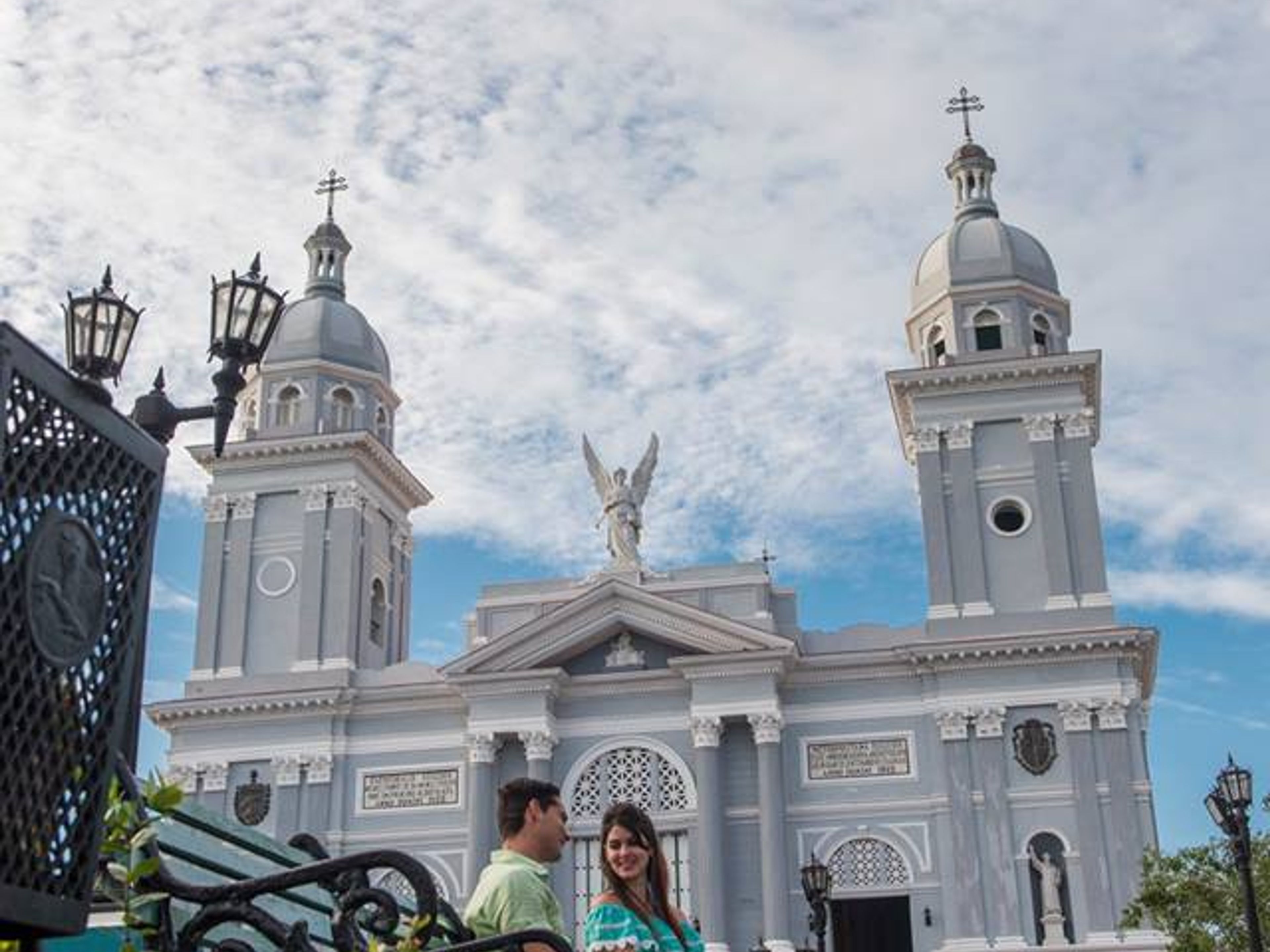 Excursión "CITY TOUR SANTIAGO DE CUBA". The Cespedes Central Park panoramic view, Santiago de Cuba, Cuba.