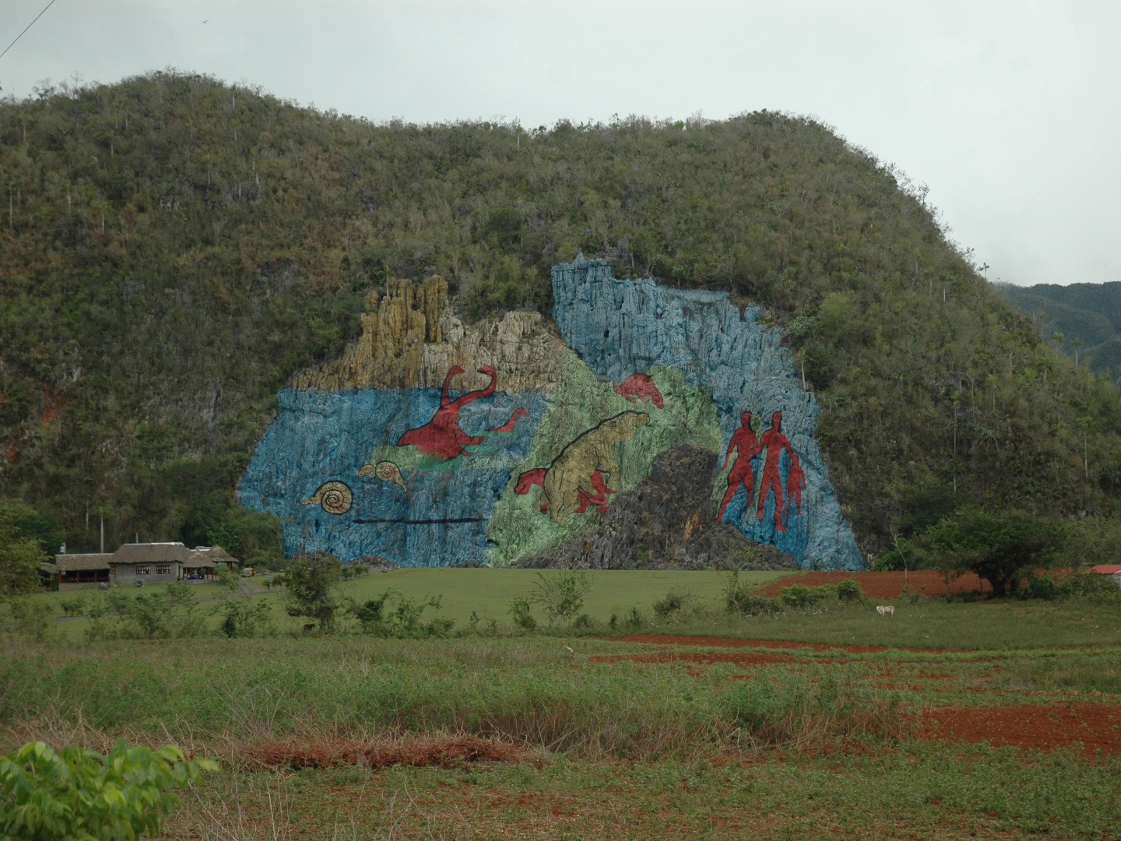 "Viñales - Cayo Levisa Overnight Tour". Mural de la Prehistoria panoramic view