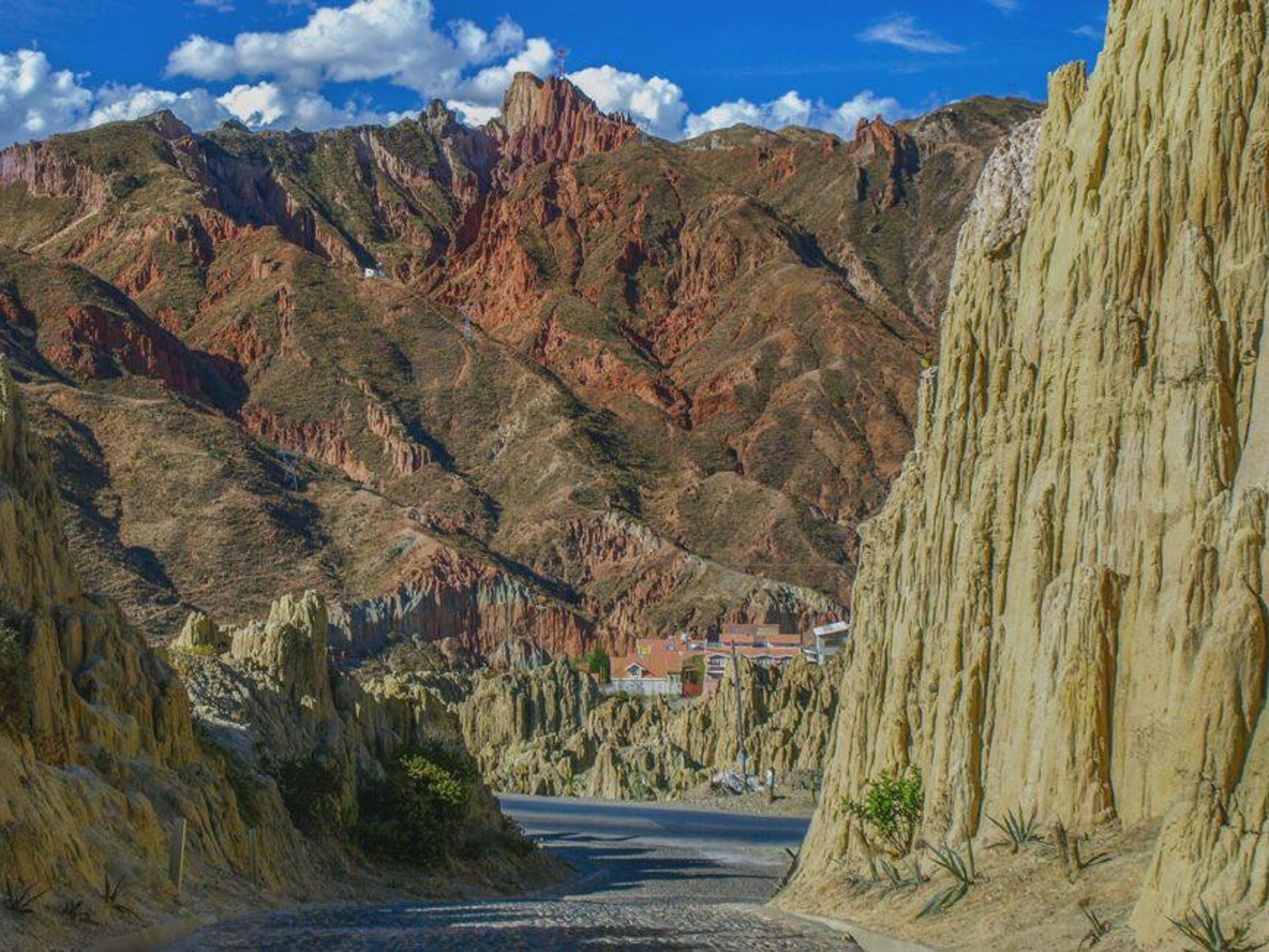 CITY TOUR Tour "LA PAZ". La Paz Valley of the Moon. It was once under the sea