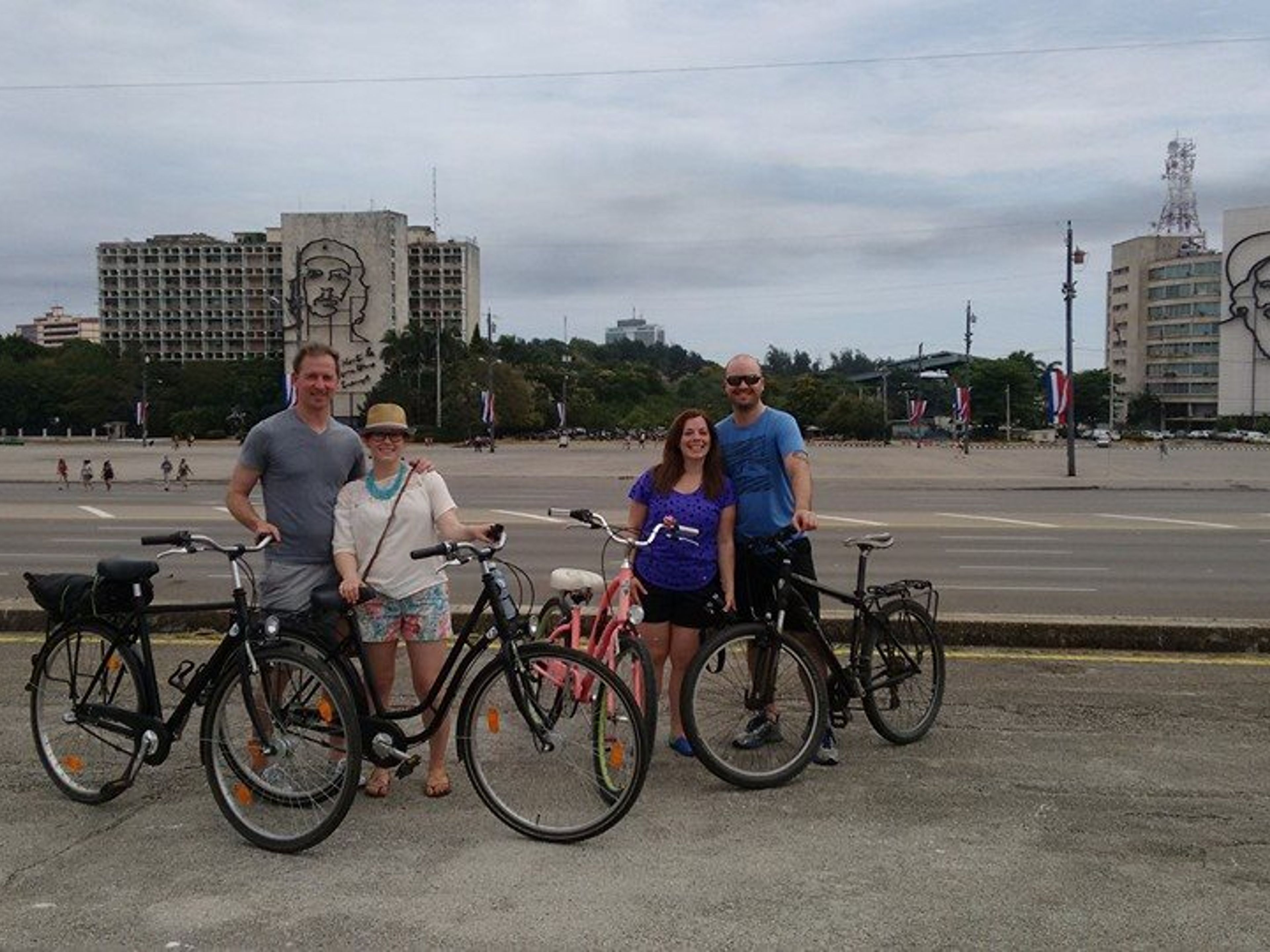 Велотур "HAVANA BIKE CLASSIC". "HAVANA BIKE CLASSIC" Bike Tour, Havana, Cuba.