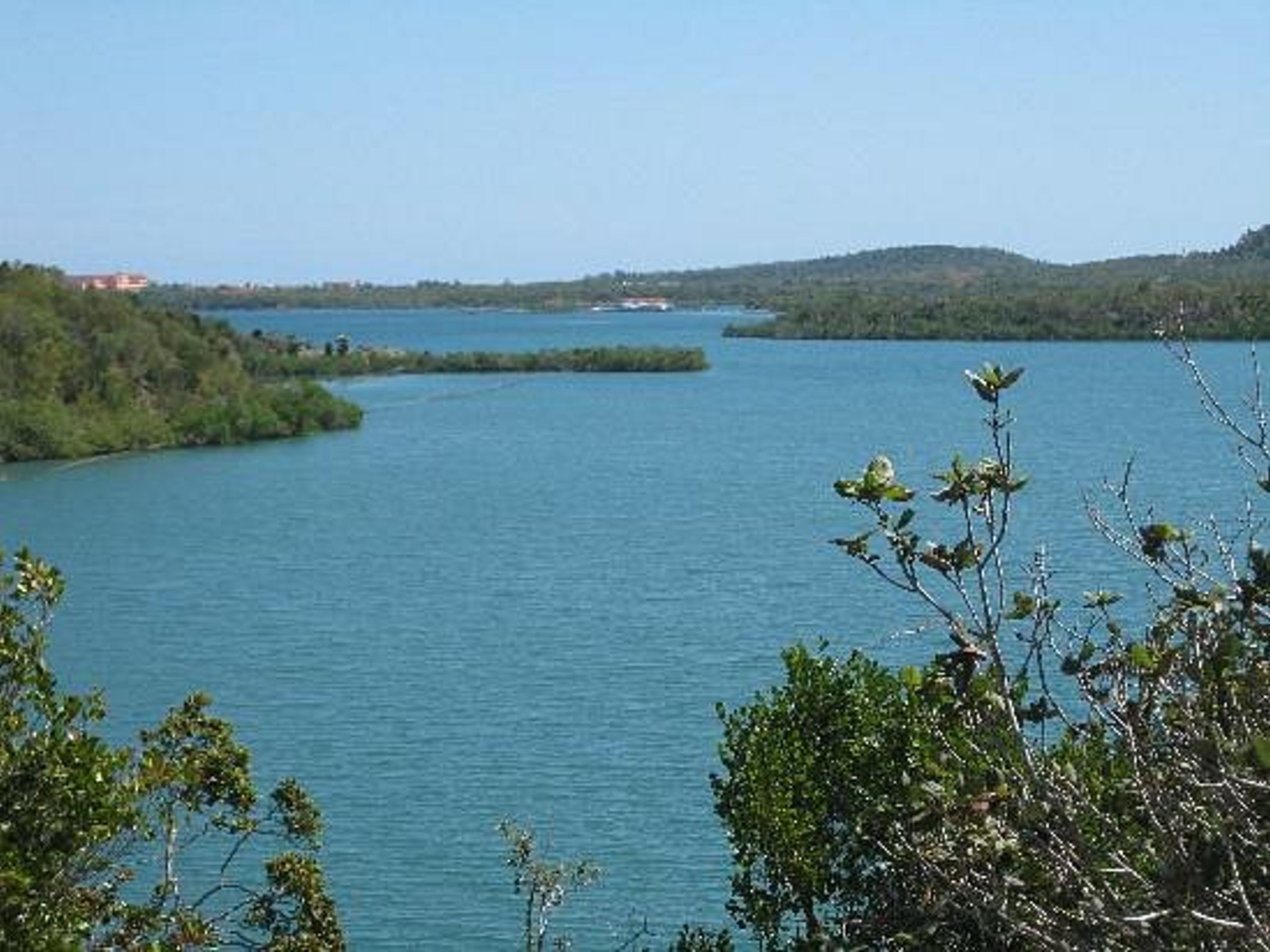 Тур "ТРОПА РОКАЗУЛ". “ROCAZUL TRAIL” Tour, Biopark Rocazul, Guardalavaca, Holguín, Cuba.
