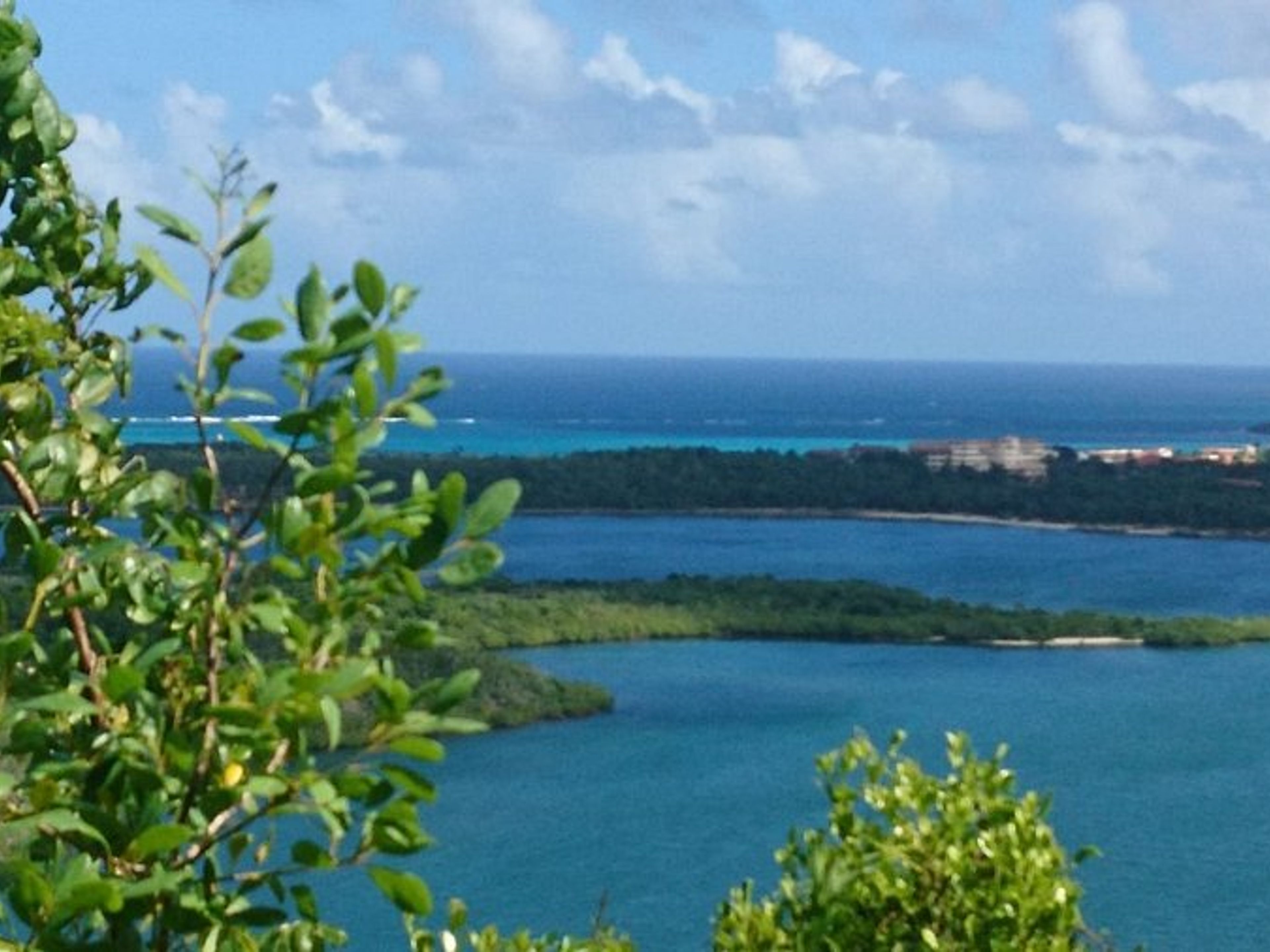 Тур "ТРОПА РОКАЗУЛ". “ROCAZUL TRAIL” Tour, Biopark Rocazul, Guardalavaca, Holguín, Cuba.