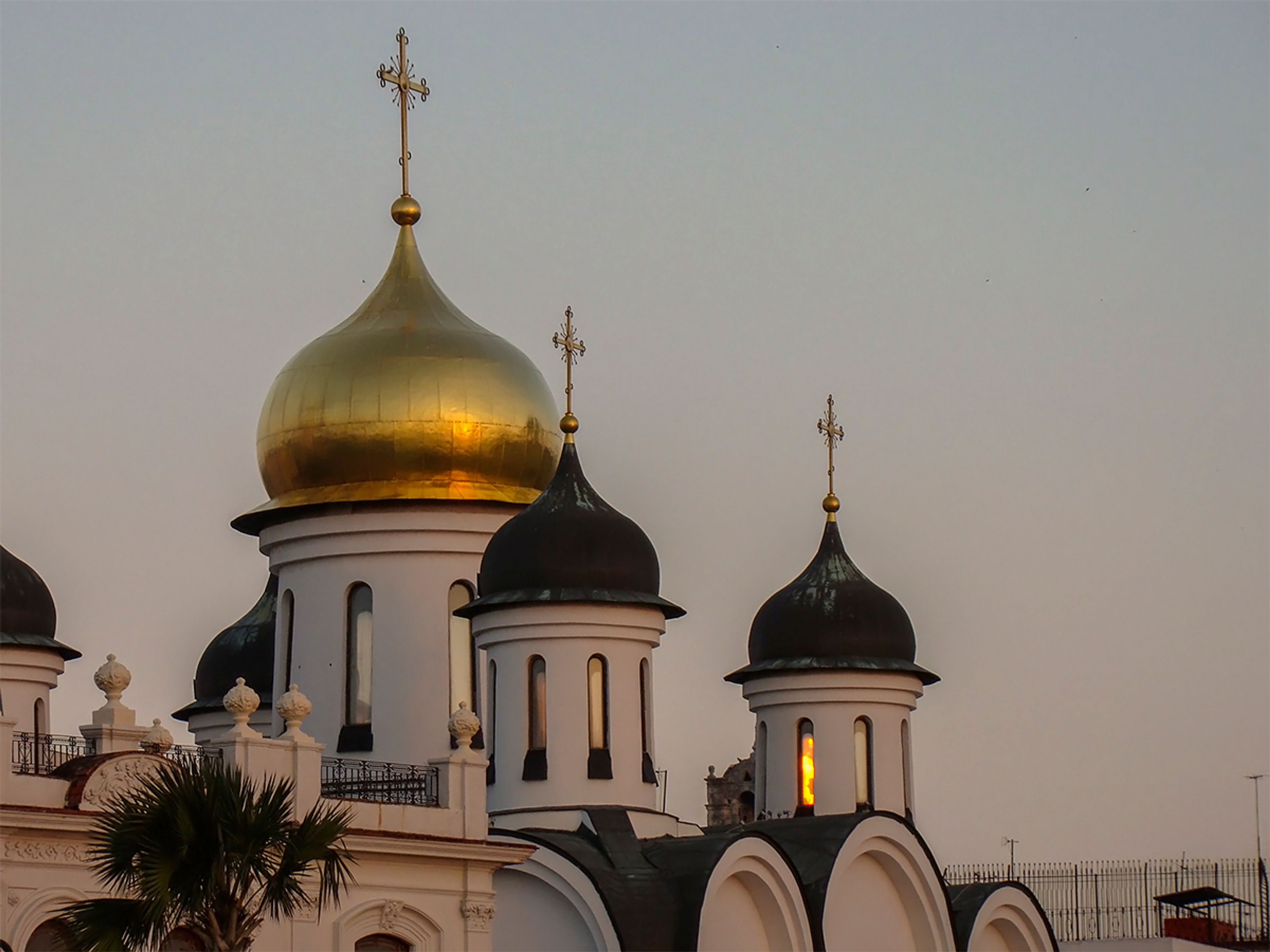 Tour "PATRIMOINE SACRÉ ET RELIGIOSITÉ POPULAIRE". Russian Orthodox Church, Old Havana, Havana, Cuba.
