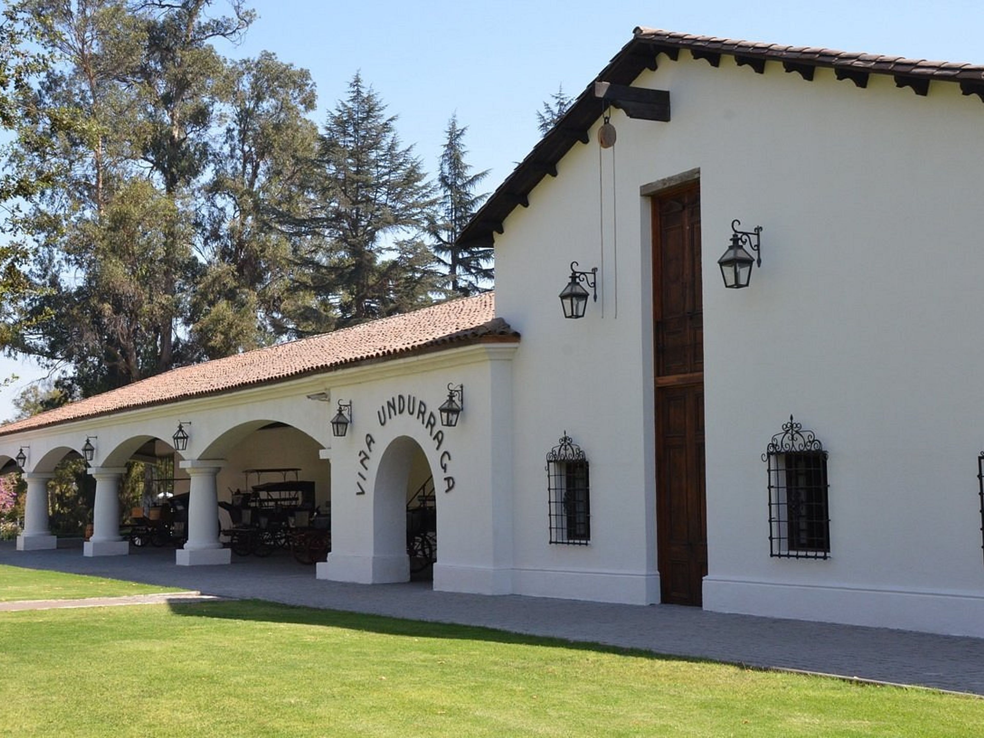 “WEINGUT UNDURRAGA” Tour. “UNDURRAGA WINERY” Tour, Chile.