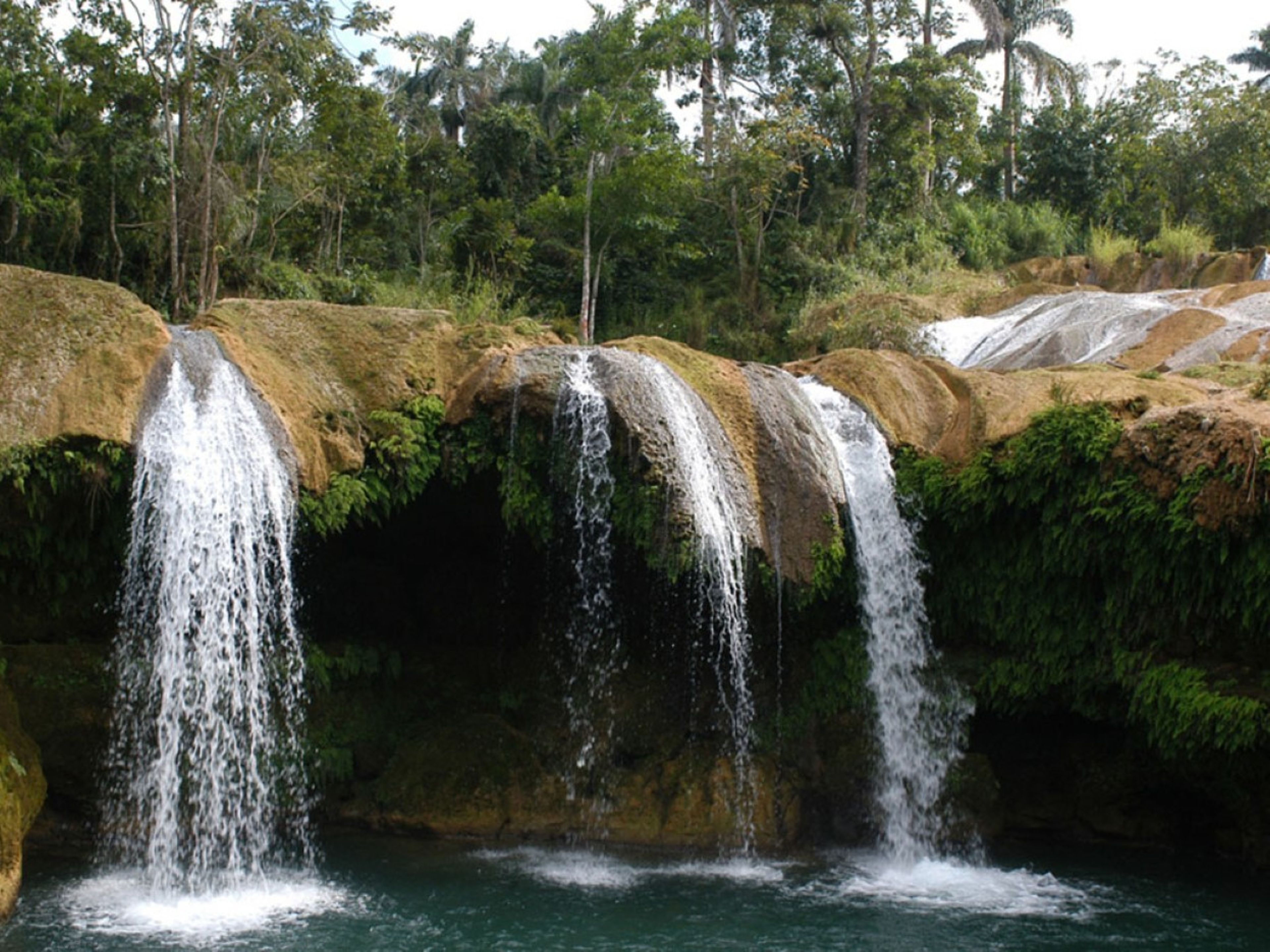 Сафари "CIENFUEGOS - EL NICHO". El Nicho, Cienfuegos, Cuba