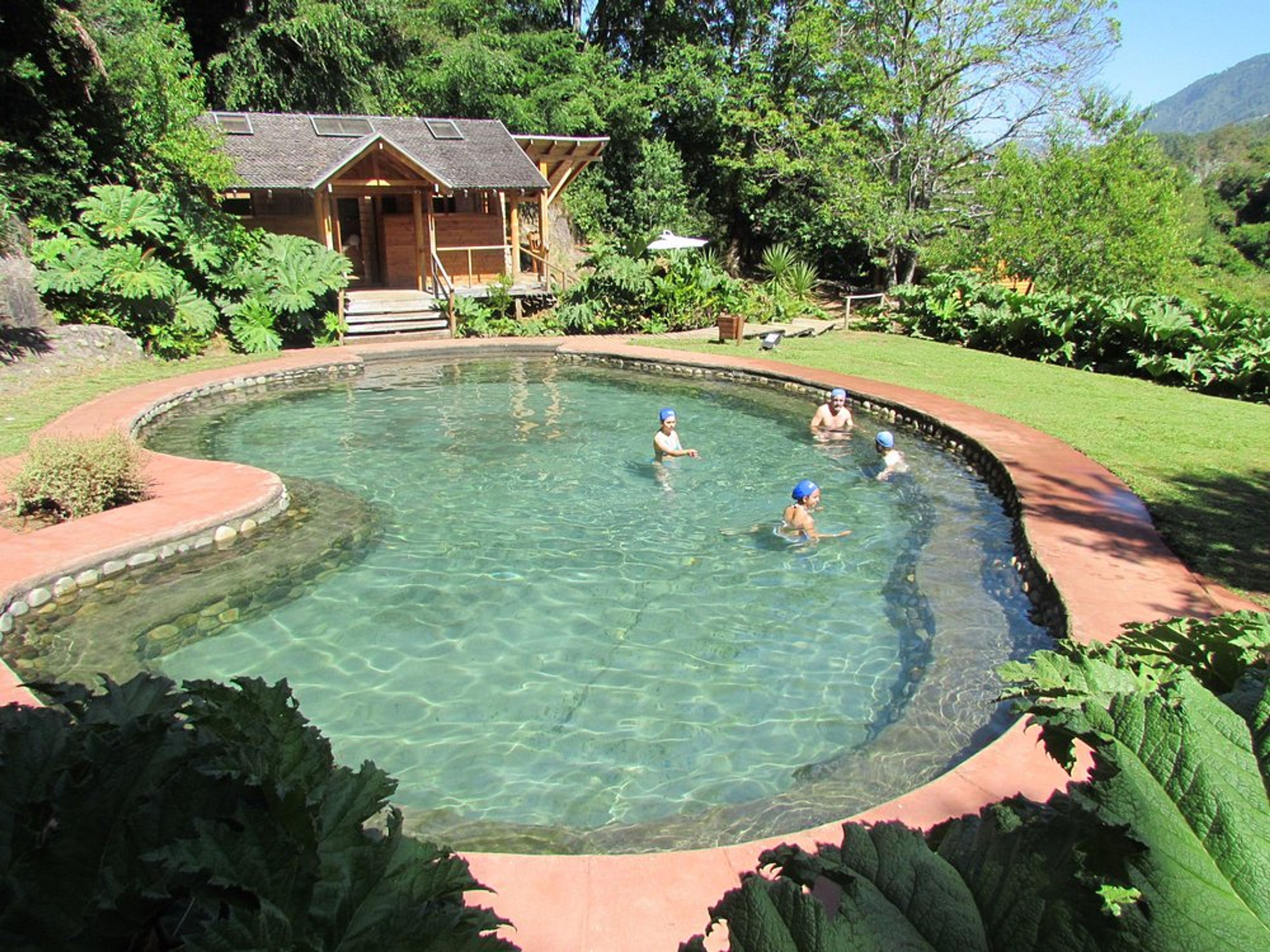“MENETUE HOT SPRINGS" Tour. null