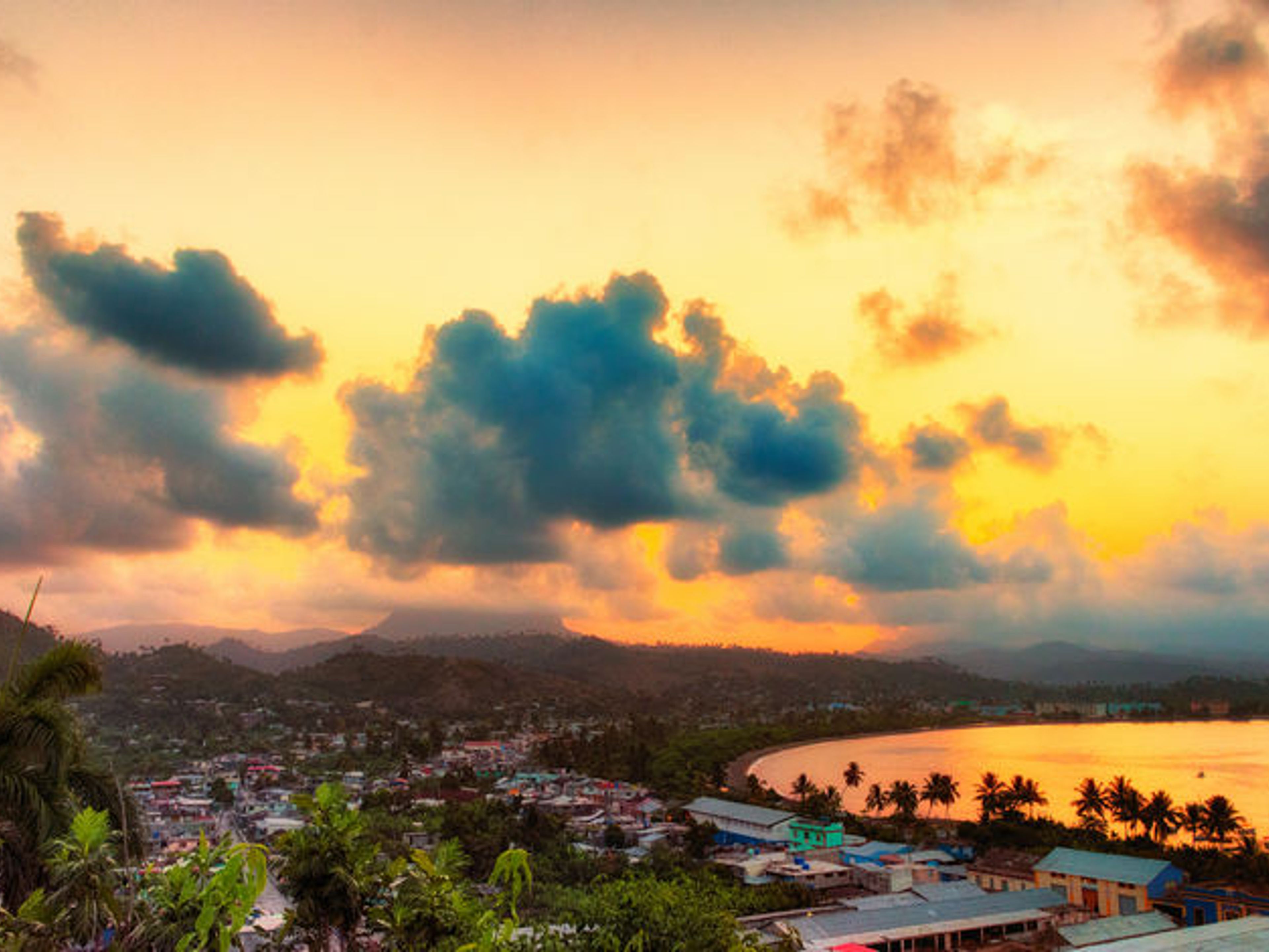 Джип Сафари "БАРАКОА НА НОЧЬ". Baracoa city's panoramic view,