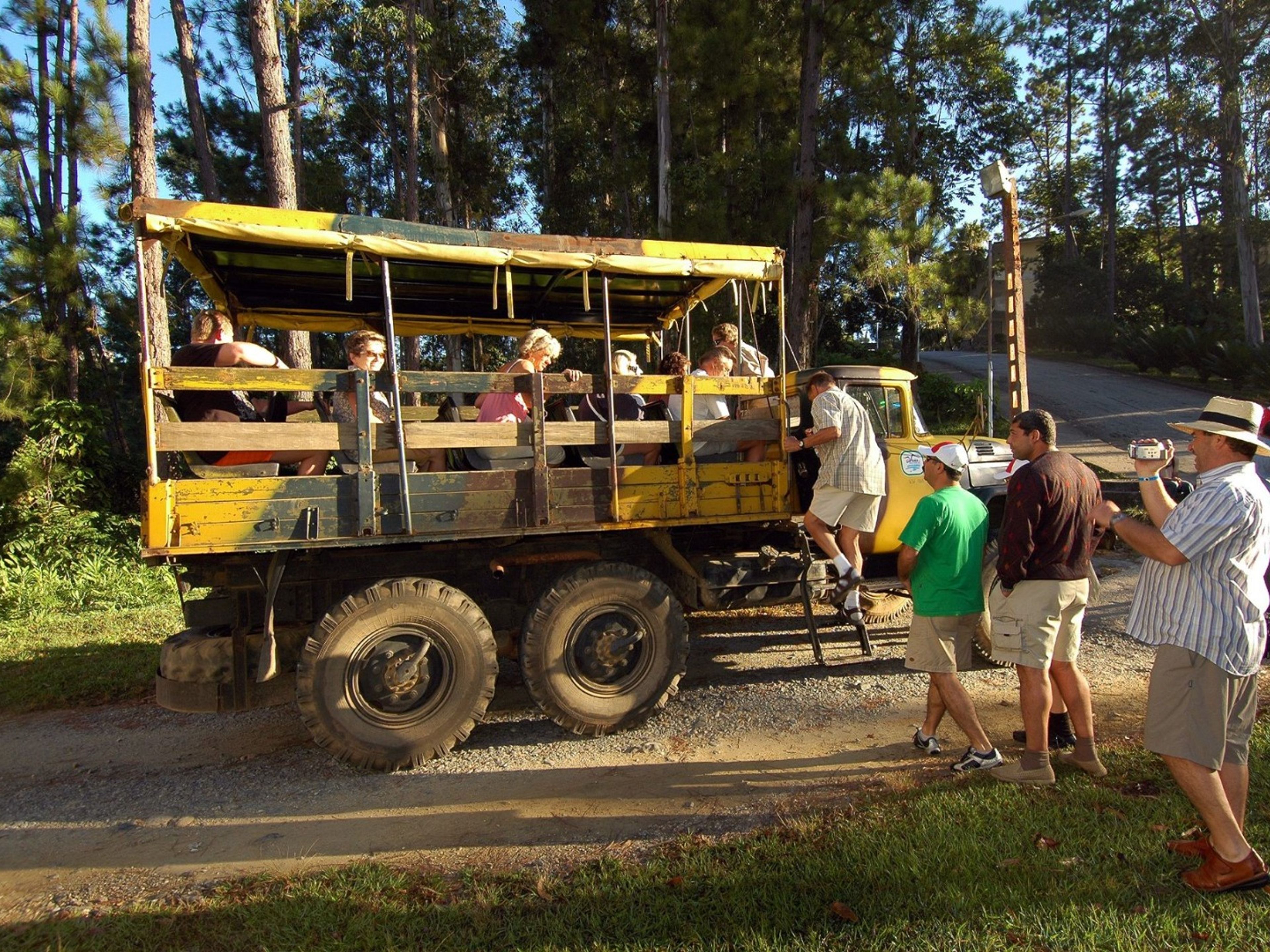 Tour "TRINI – PARCO NATURALE EL CUBANO". El Cubano Natural Park panoramic view, Topes de Collantes, Trinidad, Cuba.