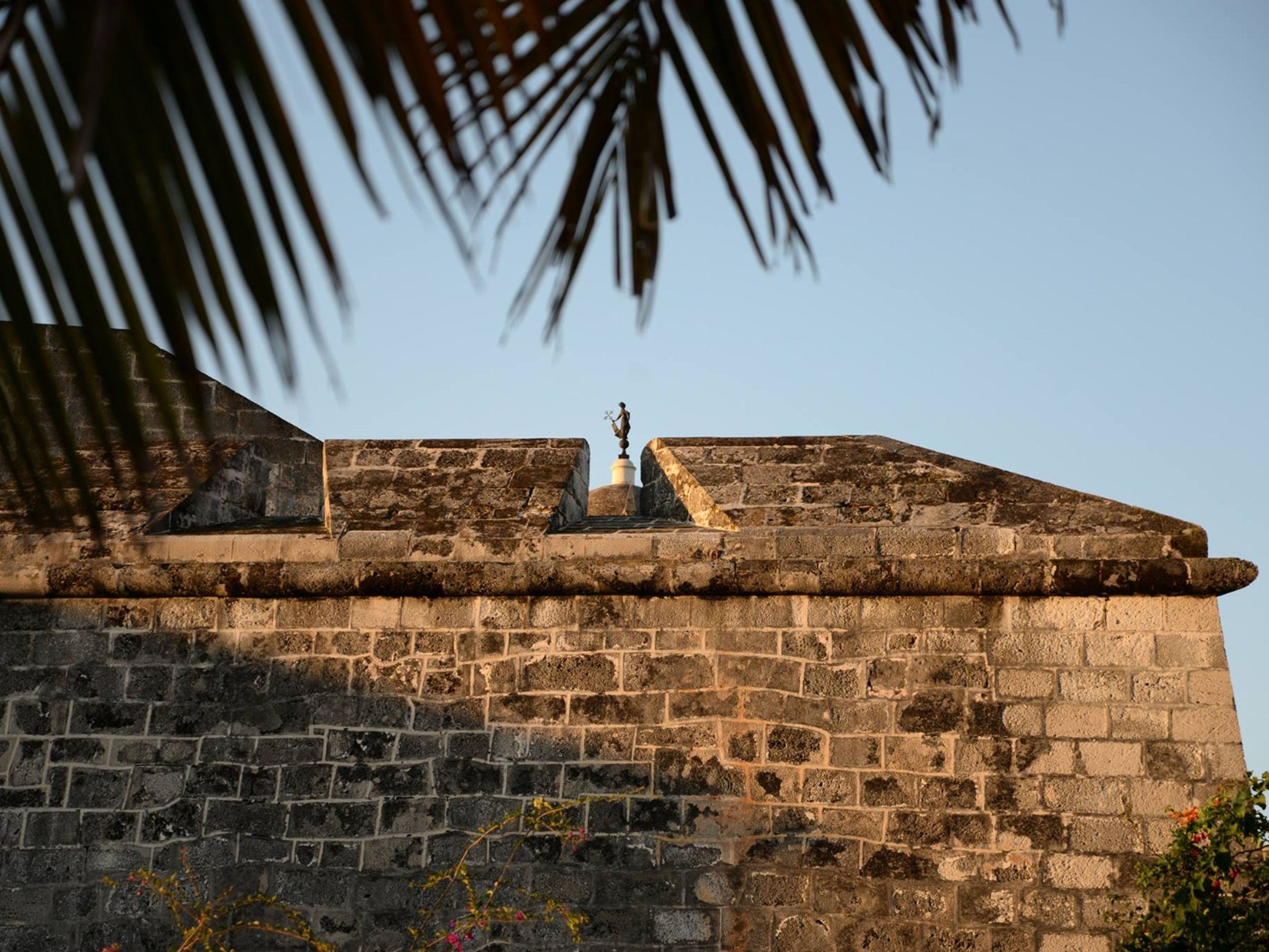 Excursão "ORDENAMENTO URBANO E ARQUITECTURA FORA DAS MURALHAS DE HAVANA". La Fuerza fortress panoramic view, Old Havana, La Habana, Cuba.