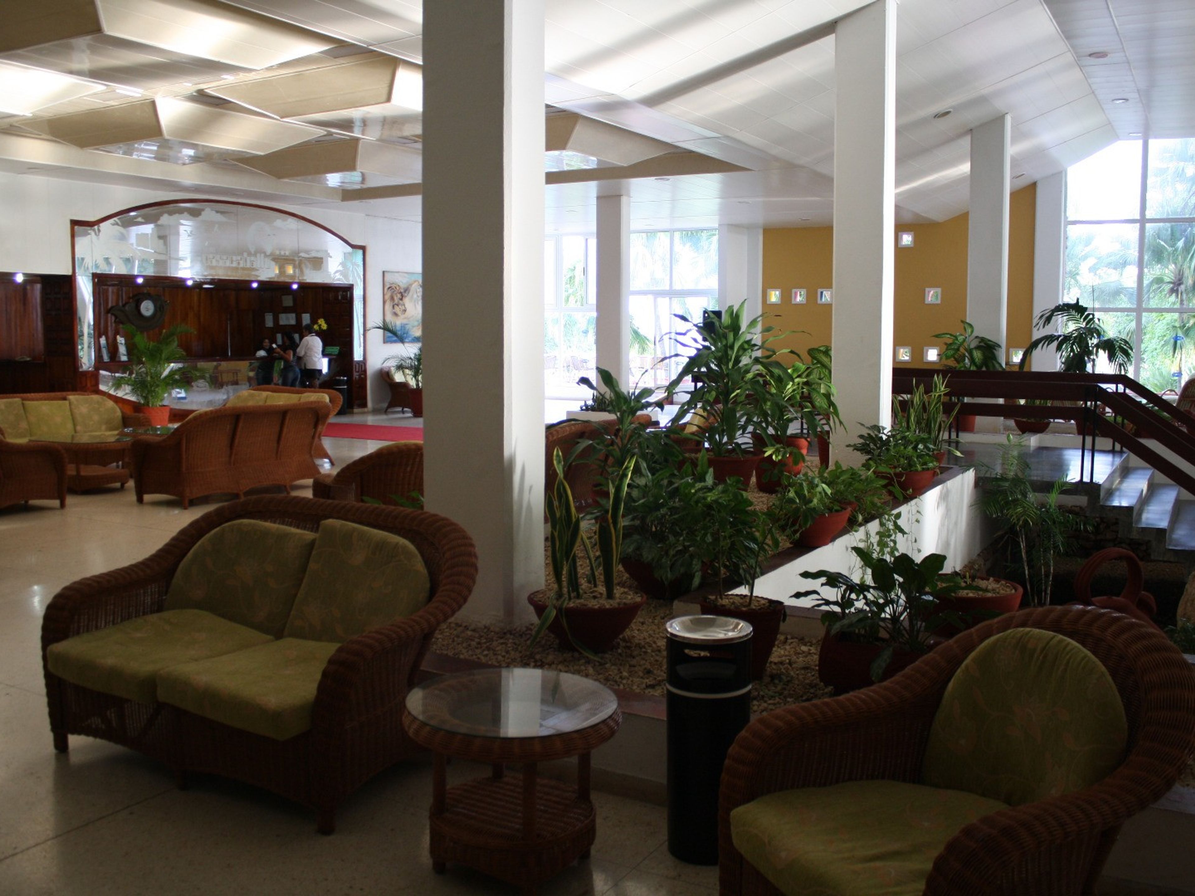 ISLAZUL PASACABALLO HôtelPanoramic lobby view