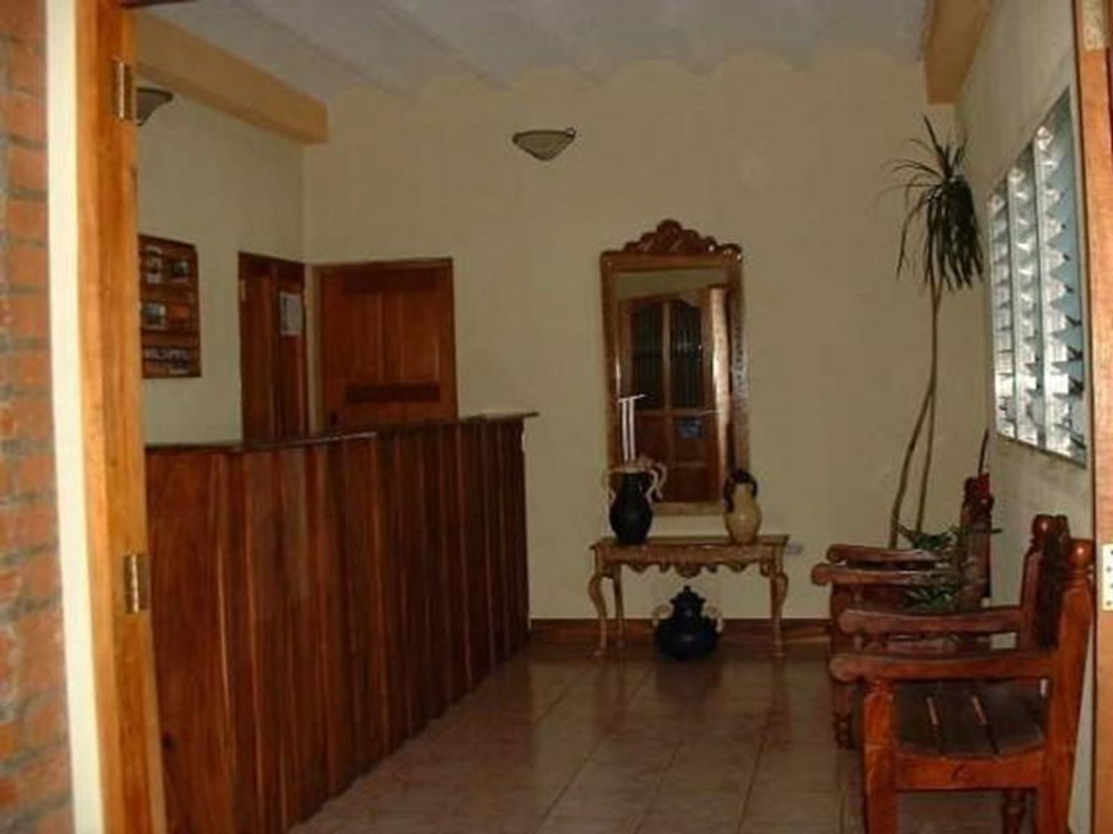 Отель Colonial - Hotel's reception view