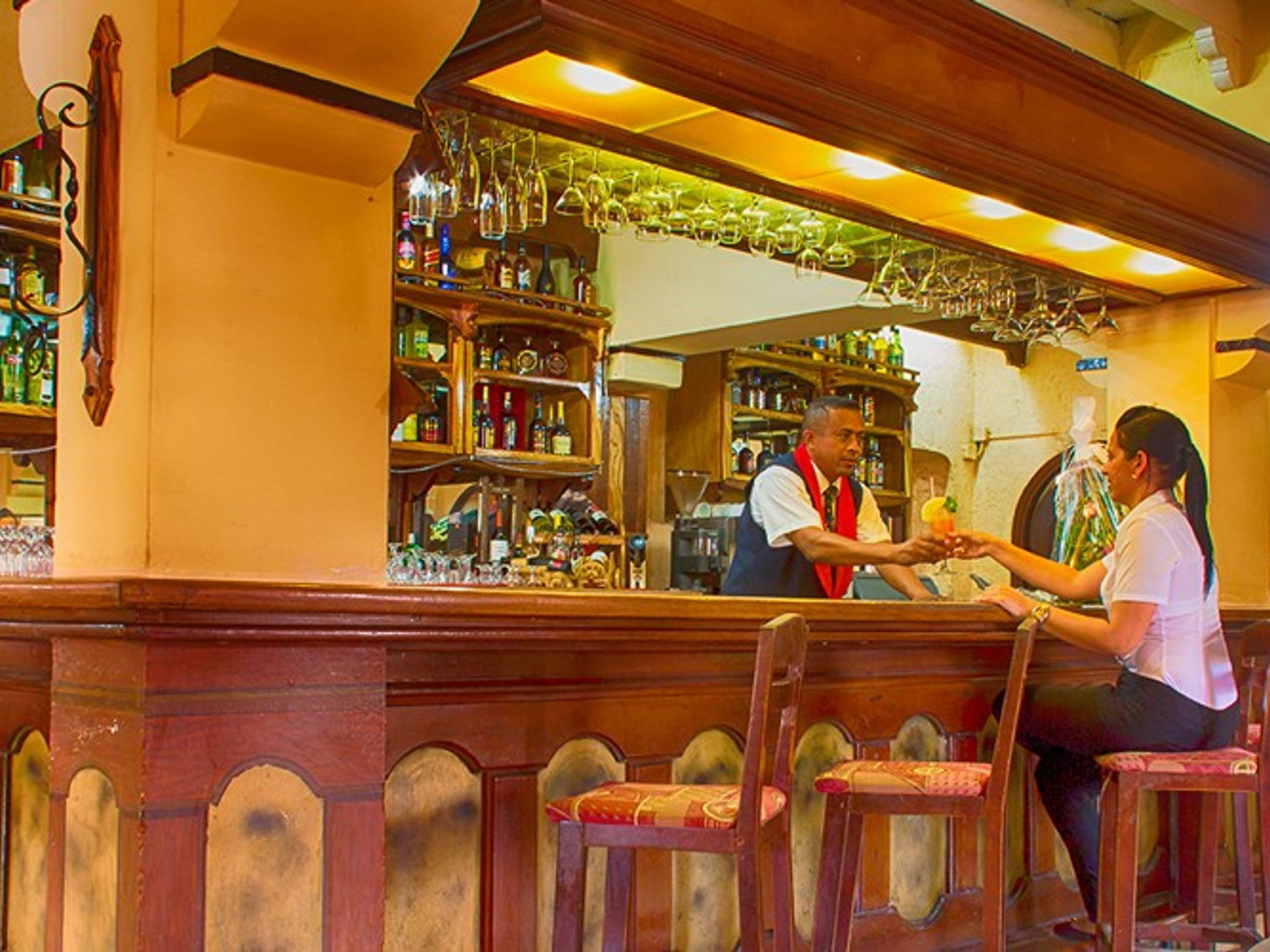ISLAZUL DOS MARES HotelLobby Bar El Galeón