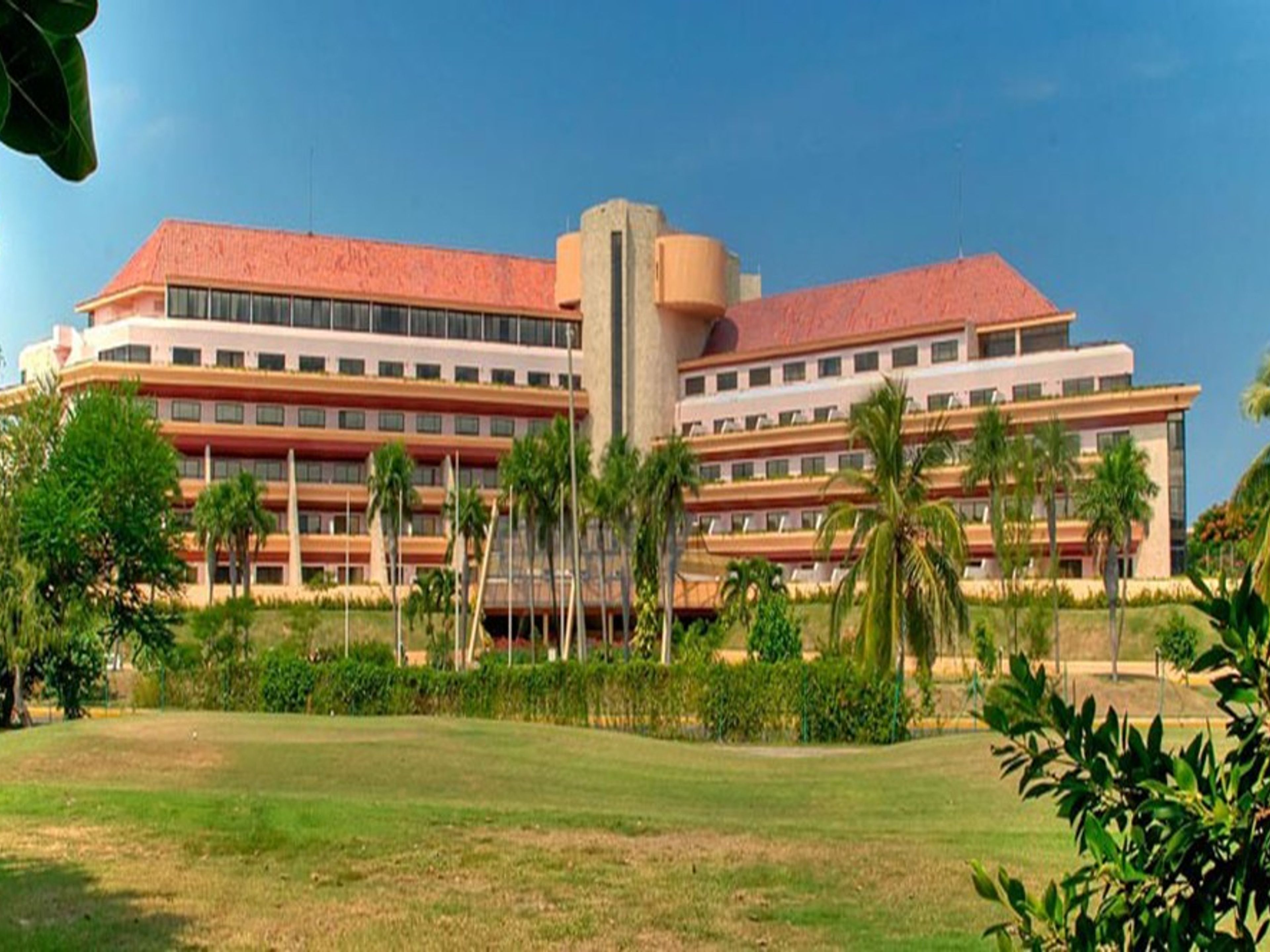 Отель BELLA COSTAPanoramic hotel view