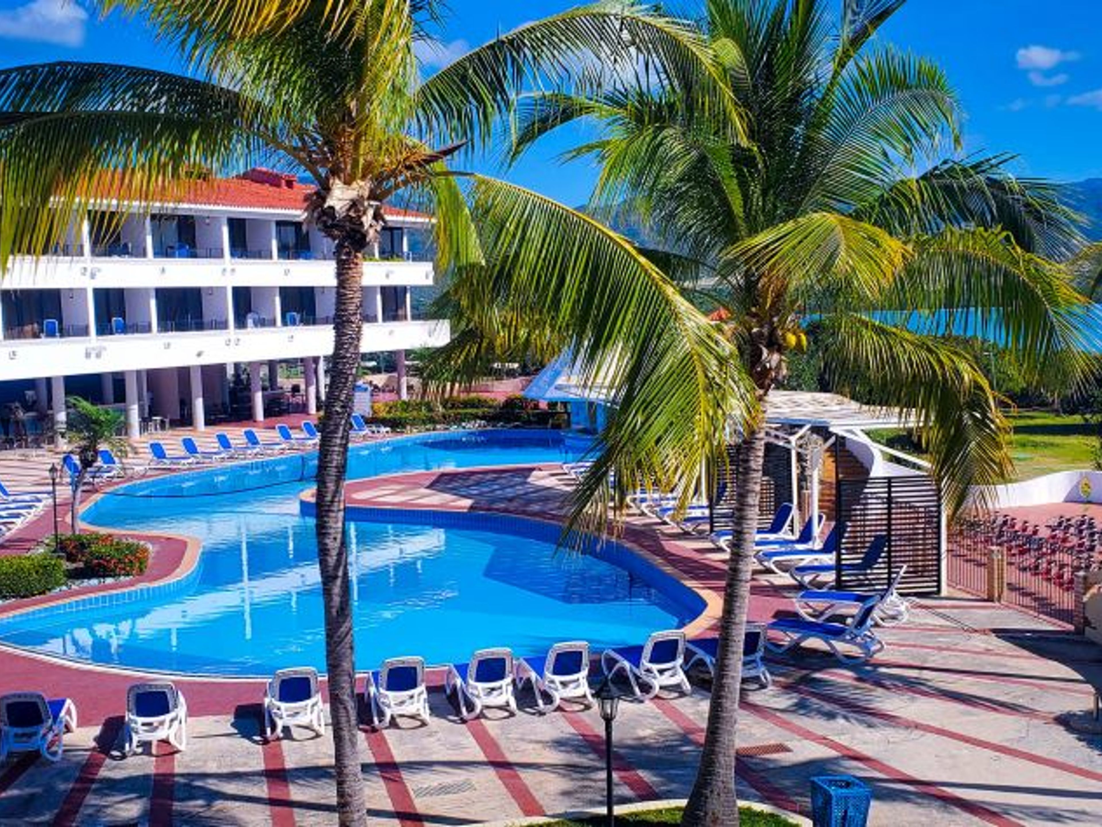 RESONANCE BLU MAREA Hotel (Formerly Farallón del Caribe Hotel)
