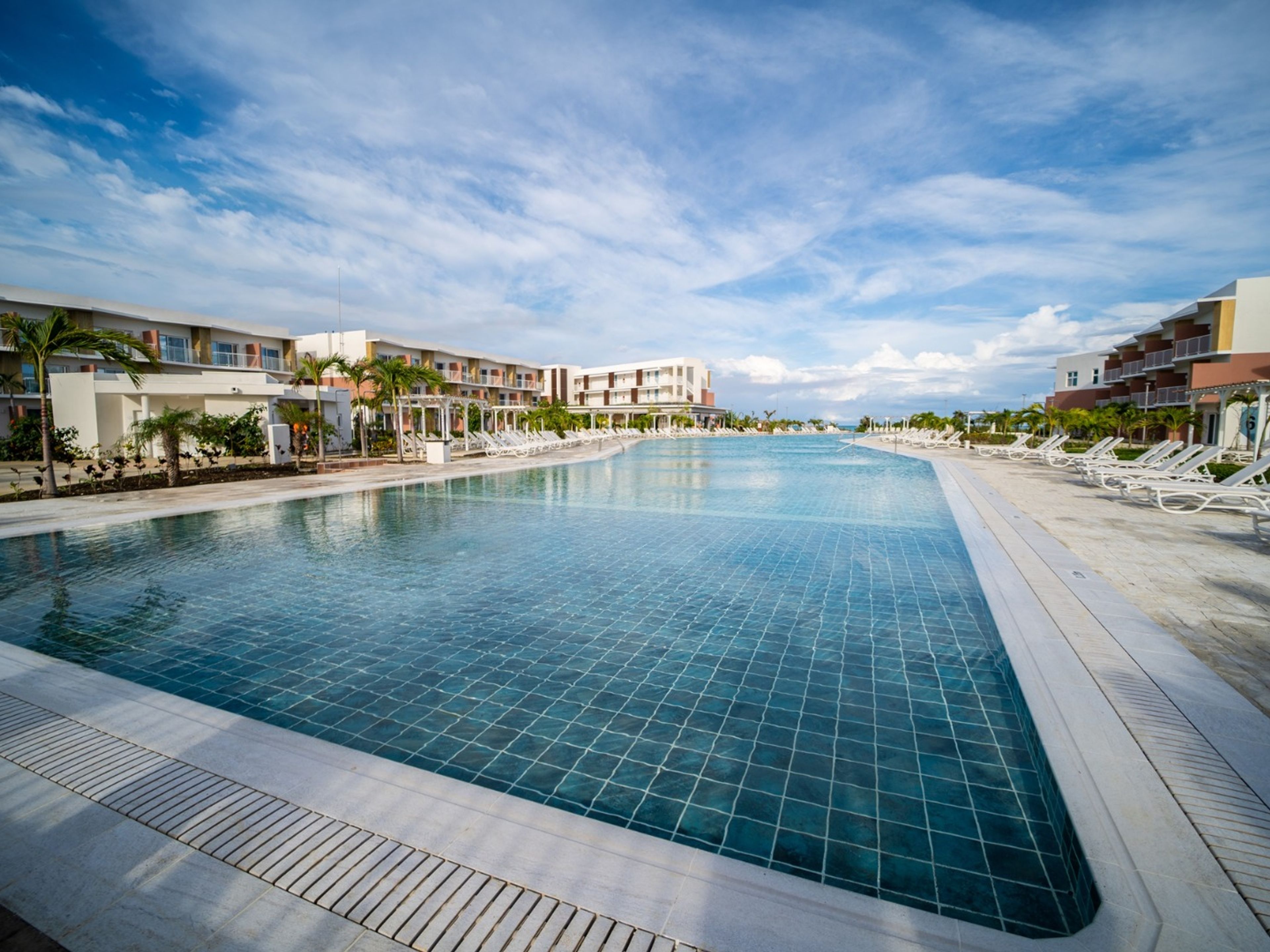 SANCTUARY WHITE SANDS Hotel - Adults Only Over 18 Years OldHotel's pool panoramic view.