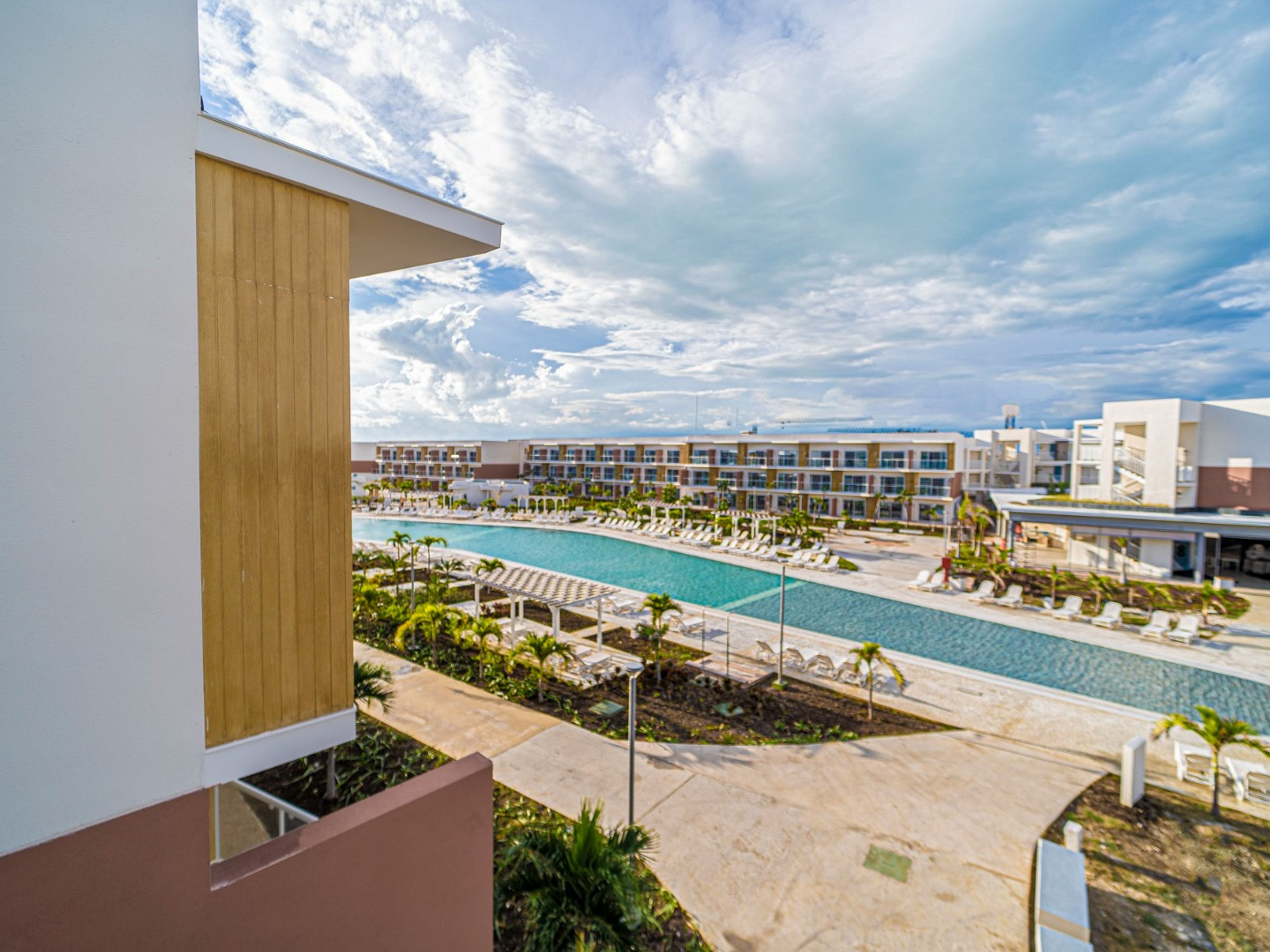 SANCTUARY WHITE SANDS Hotel - Adults Only Over 18 Years OldHotel's pool panoramic view.