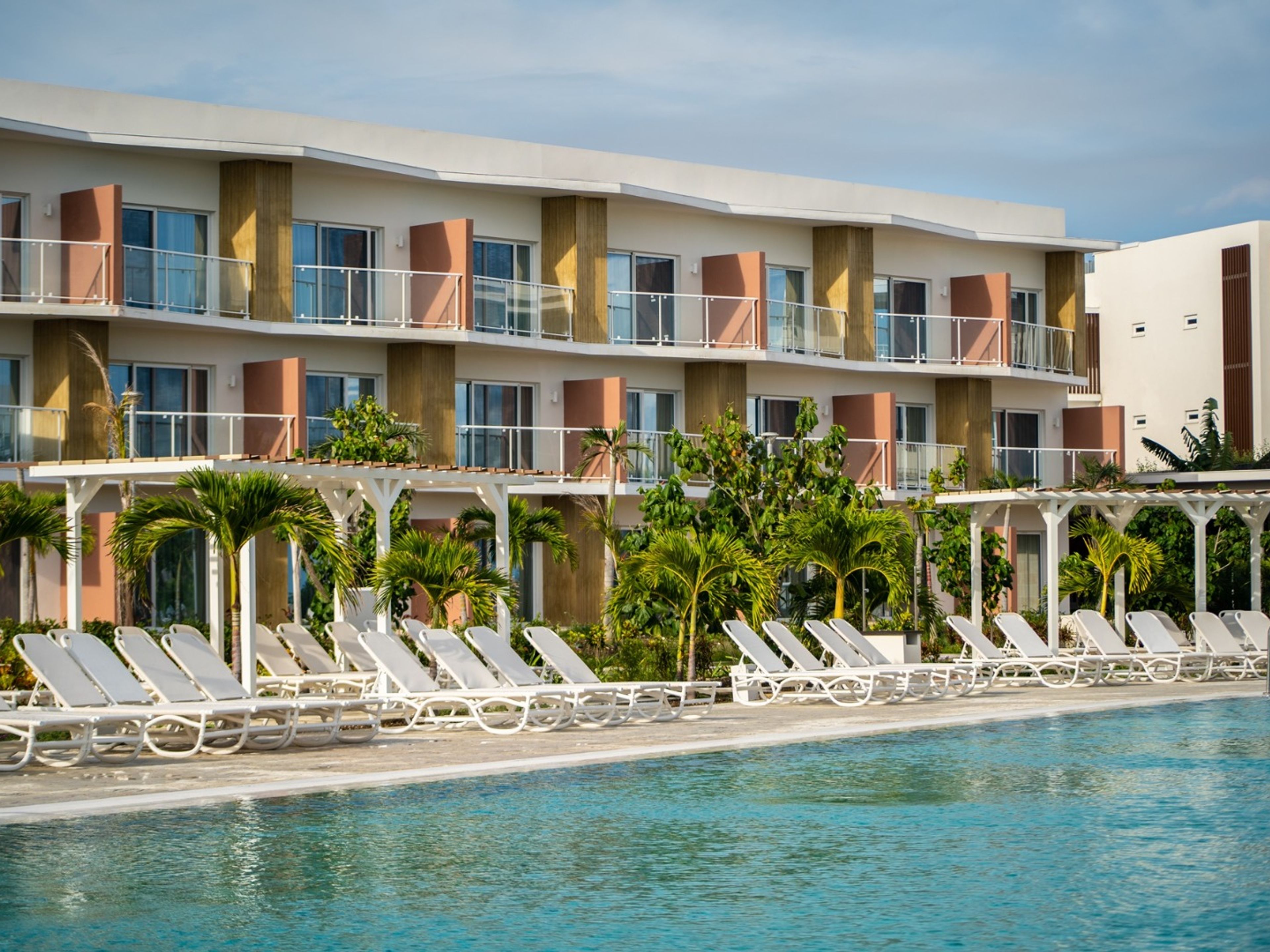 SANCTUARY WHITE SANDS Hotel - Adults Only Over 18 Years OldHotel's pool panoramic view.