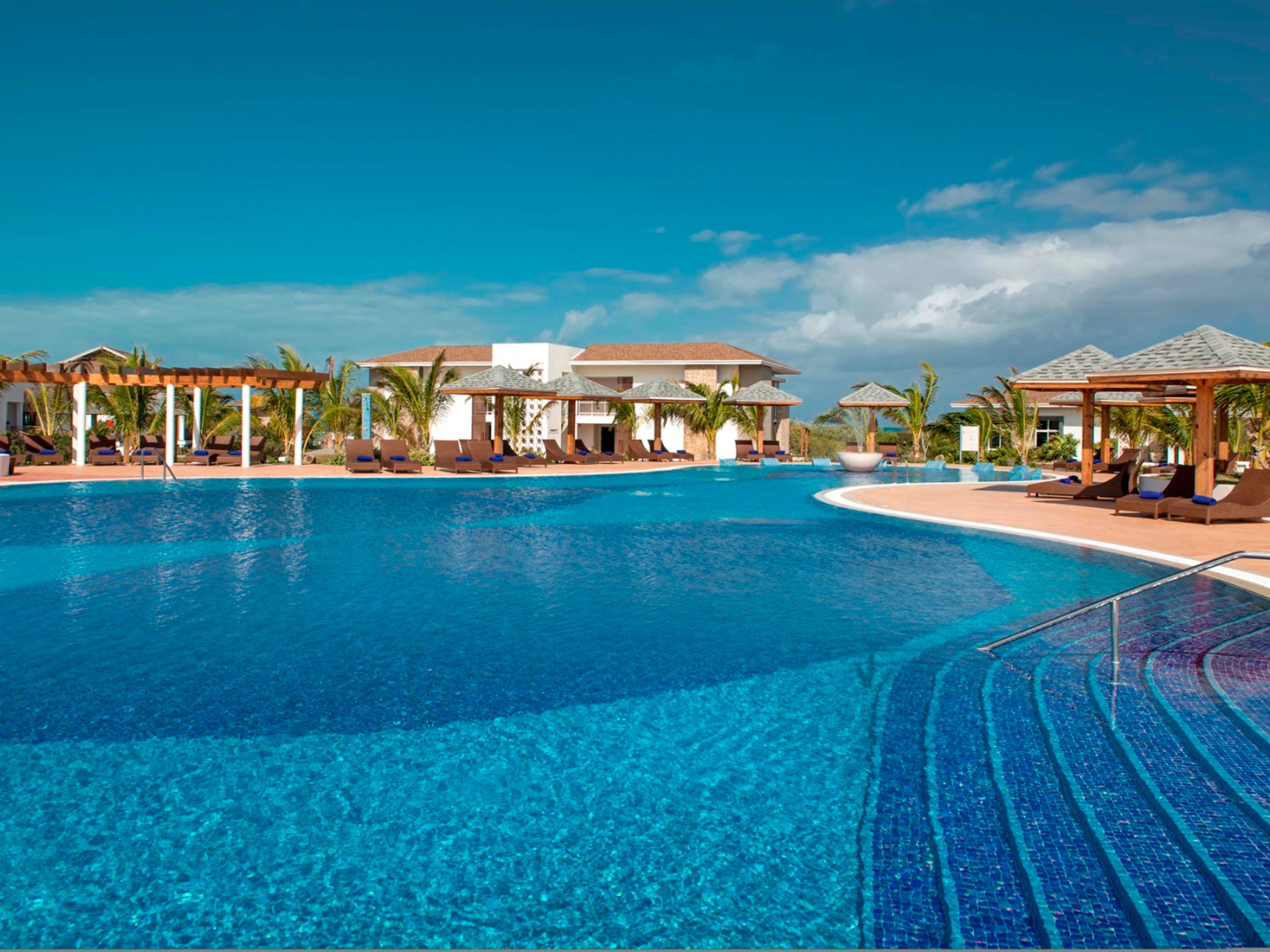Отель IBEROSTAR ORIGIN PLAYA PILAR (Бывший отель Iberostar Playa Pilar)Aurora Pool Bar