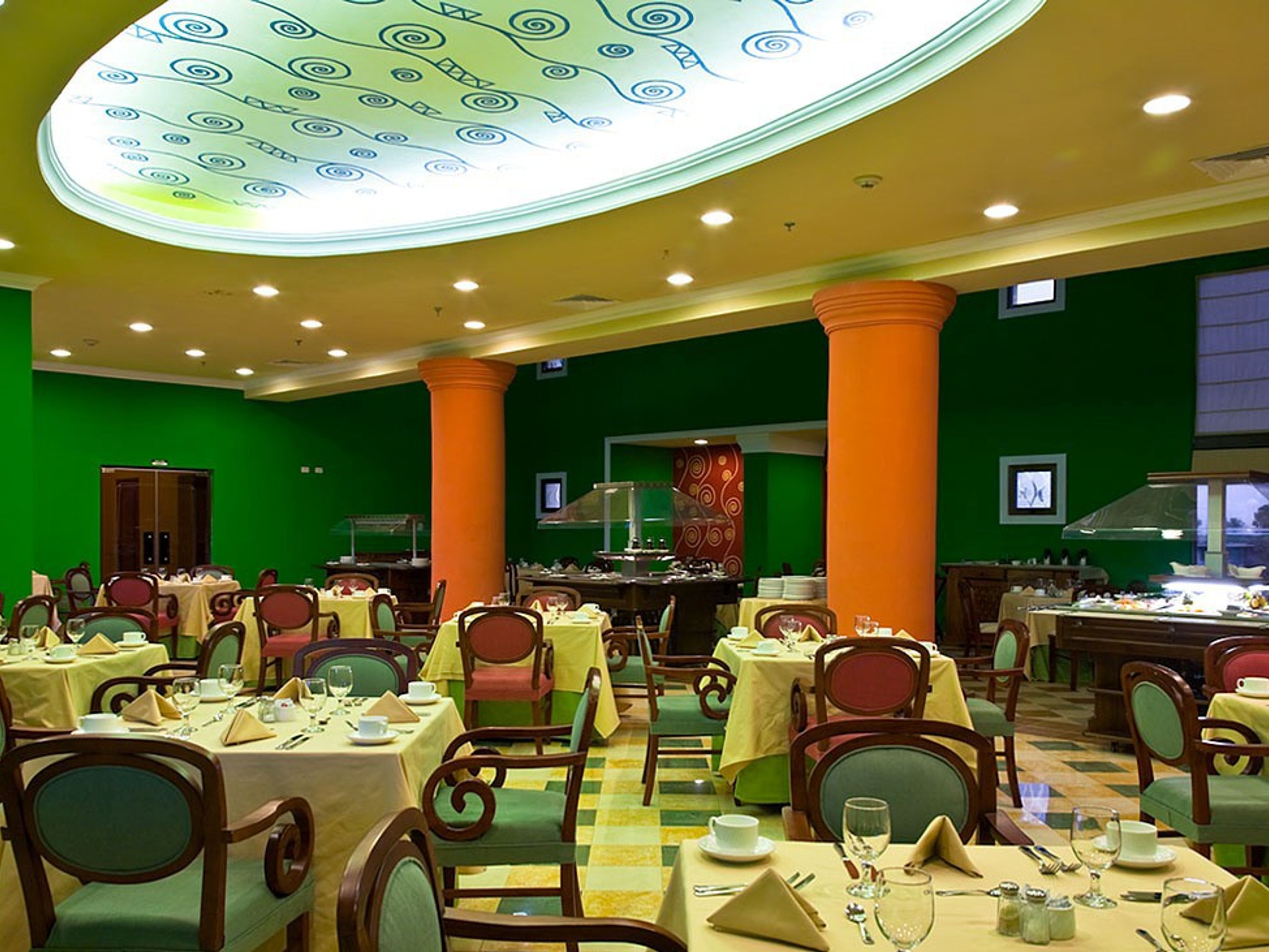 Отель VALENTIN QUINTA AVENIDA HABANABuffet Restaurant EL OLIVO