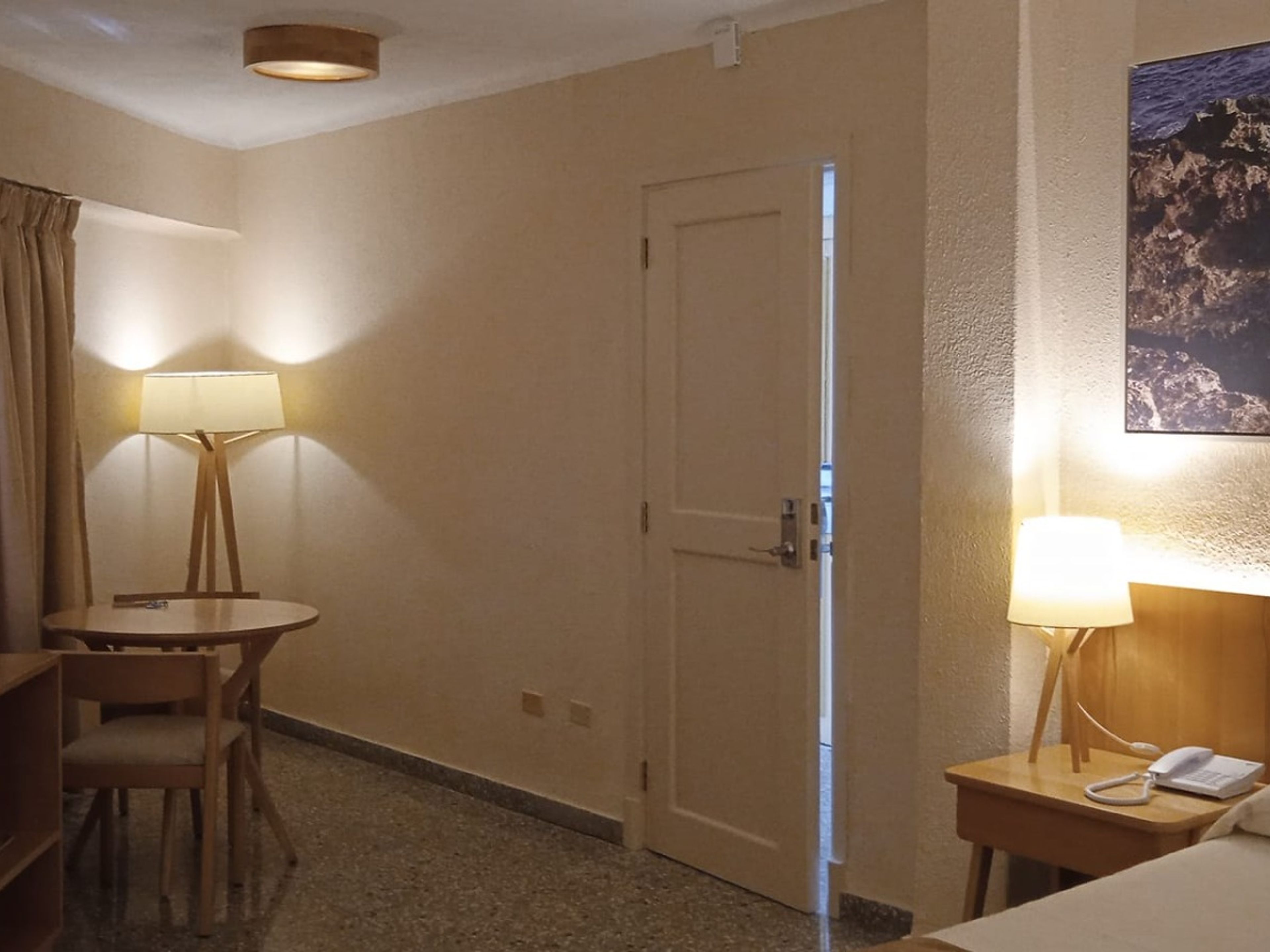 Hotel DEAUVILLESTANDARD Room