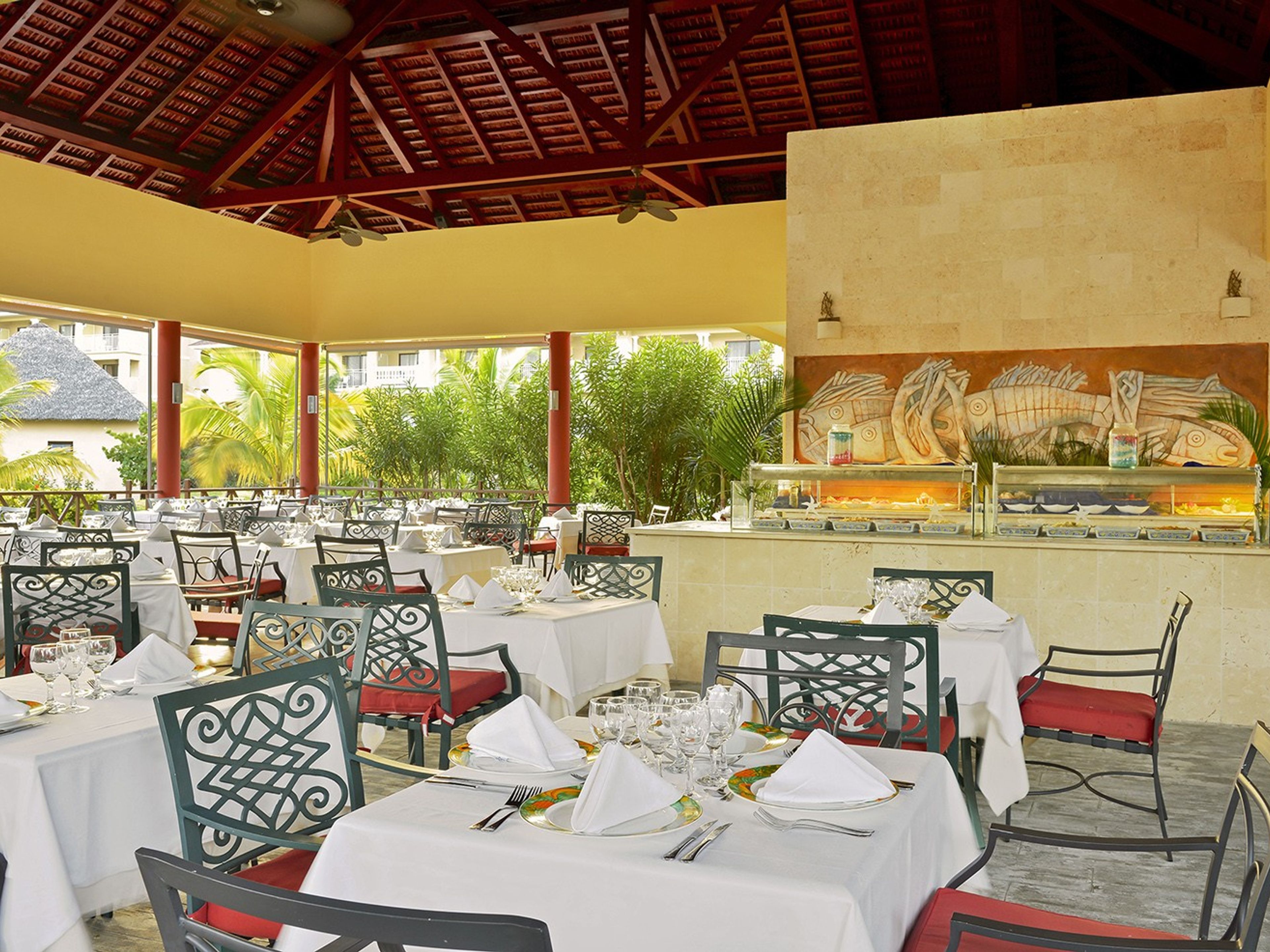 Отель IBEROSTAR ORIGIN LAGUNA AZULCuban Restaurant La Insular