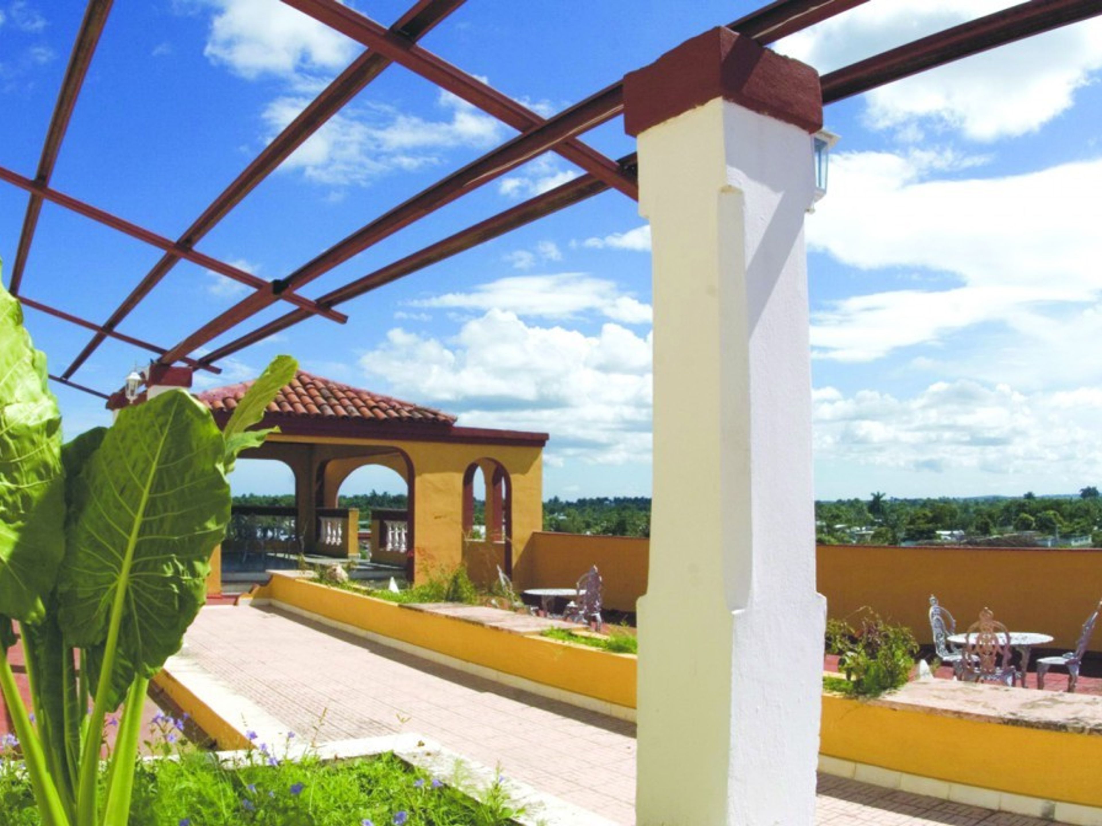 ISLAZUL NIQUERO HotelHotel and terrace view