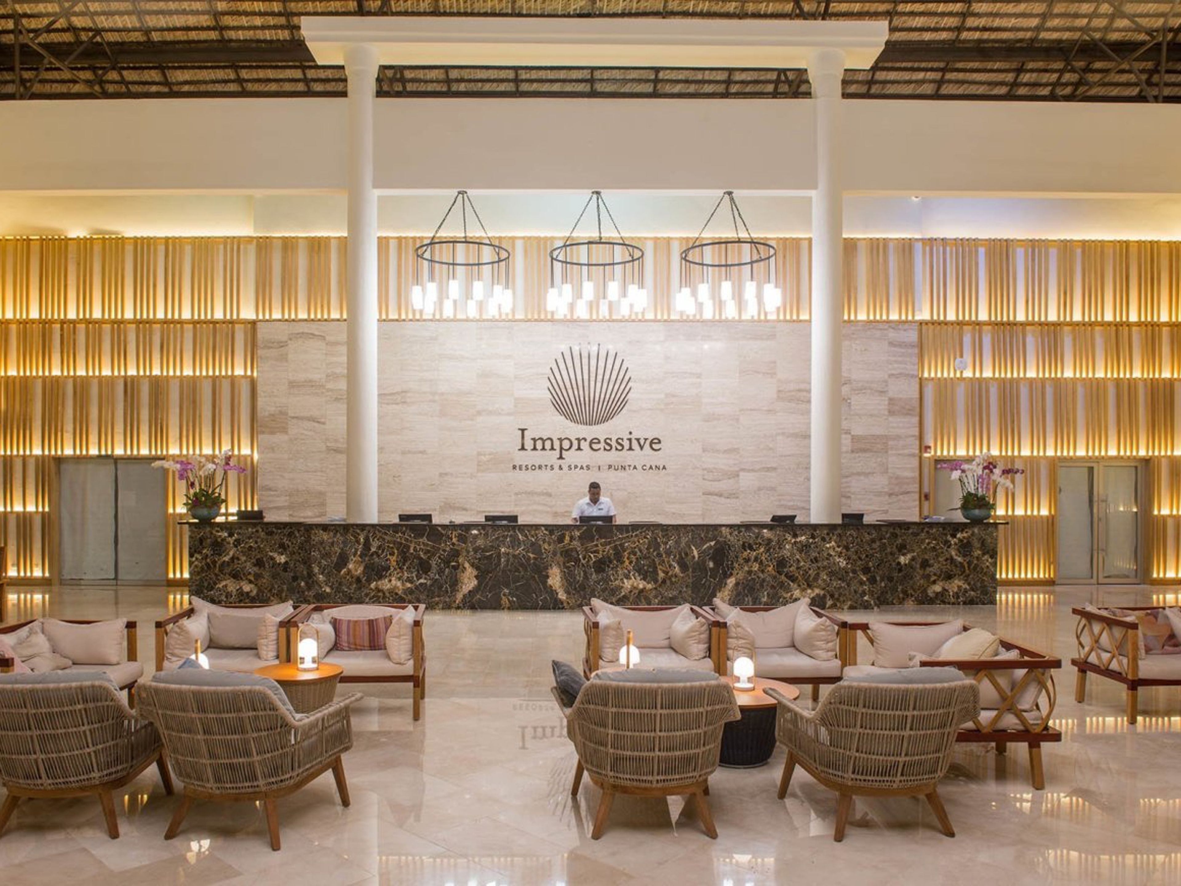 Отель IMPRESSIVE PUNTA CANA - ALL INCLUSIVEHotel's reception view.