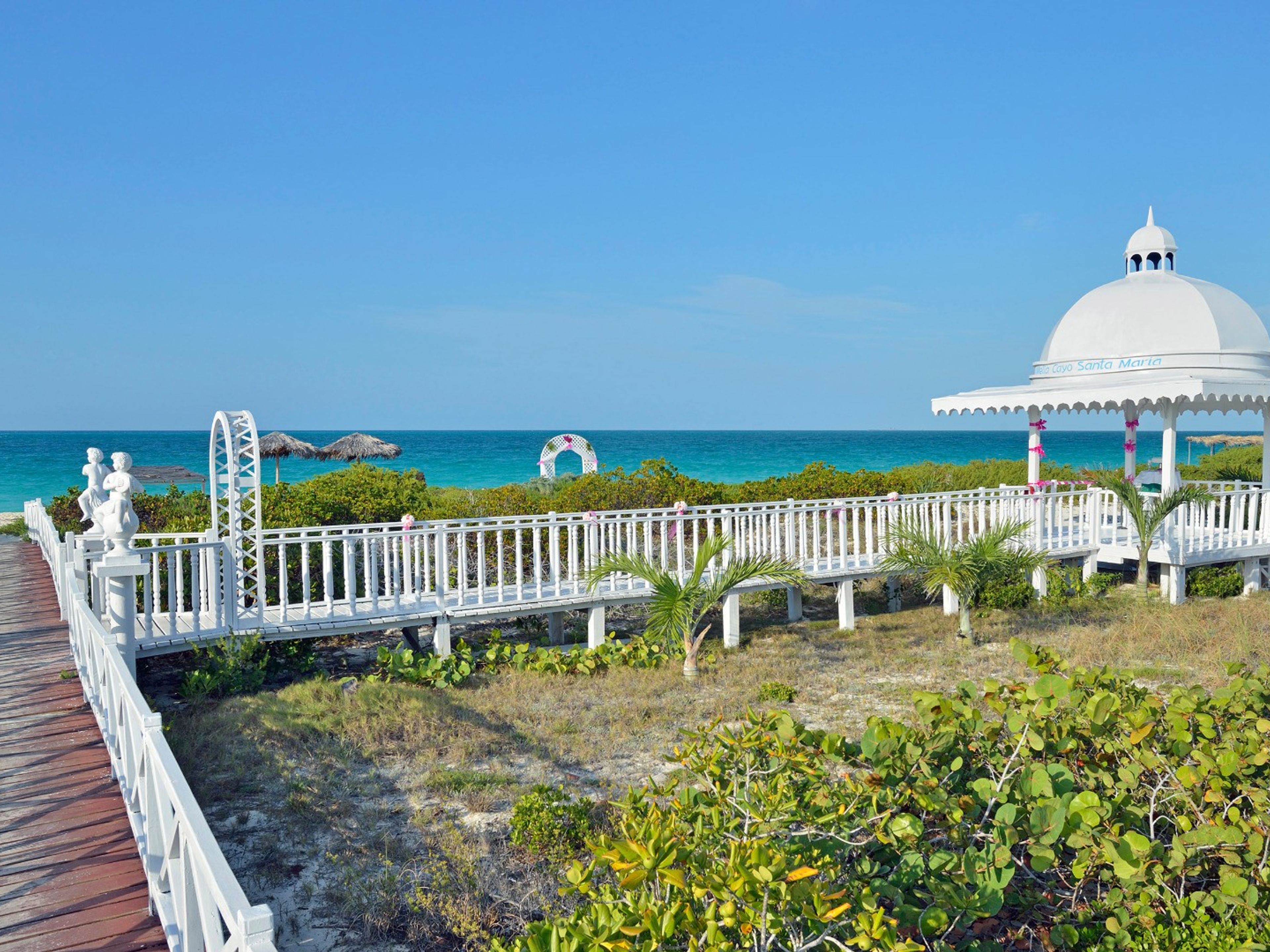 MELIÁ CAYO SANTA MARÍA ALL INCLUSIVE & SPA HôtelWedding's gazebo at the beach