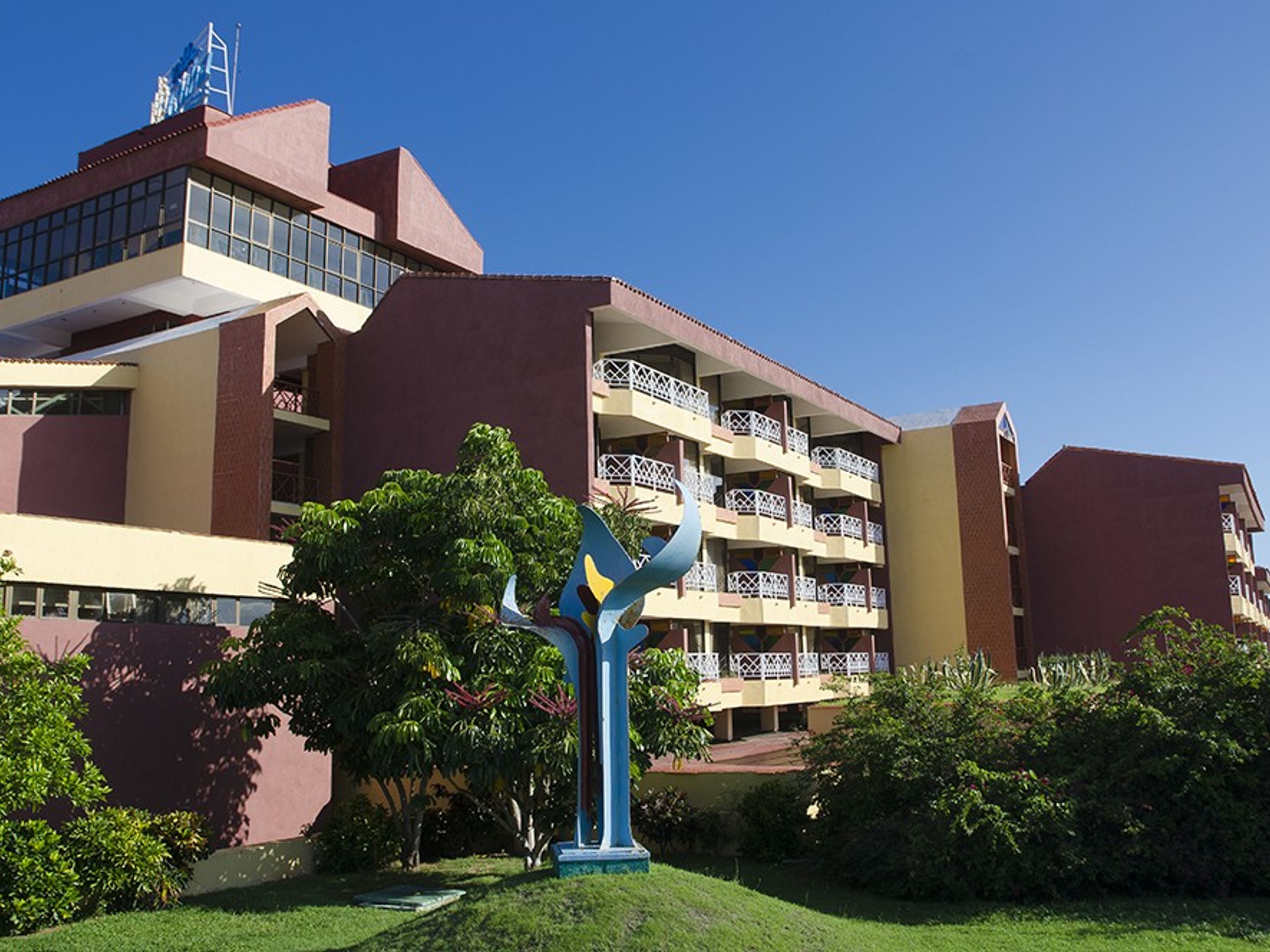Hotel GRAN CARIBE VILLA CUBAPanoramic hotel view